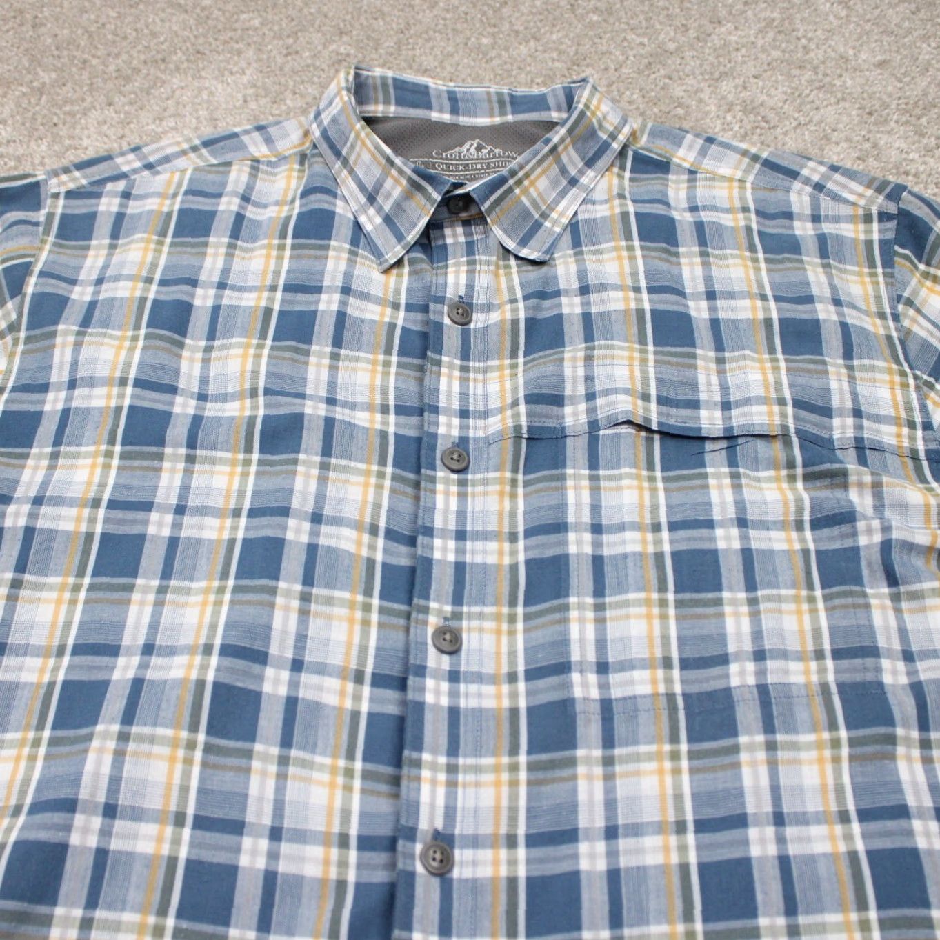 Croft & Barrow Croft & Barrow Quick Dry Shirt Mens L Blue/Yellow Poly/Cotton S/S Button Up Size US L / EU 52-54 / 3 - 4 Thumbnail