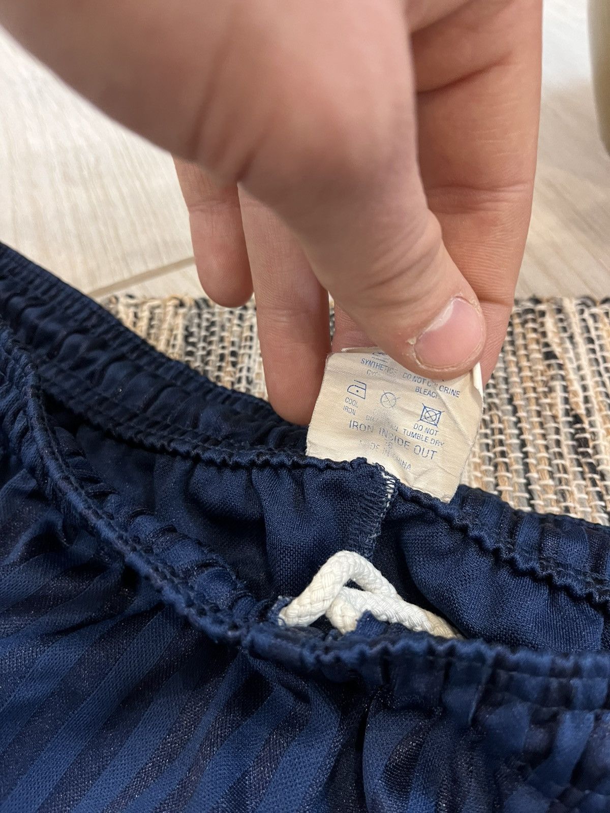 Umbro × Vintage Vintage Umbro Shorts Navy Football minimalistic nylon Size US 38 / EU 54 - 12 Thumbnail