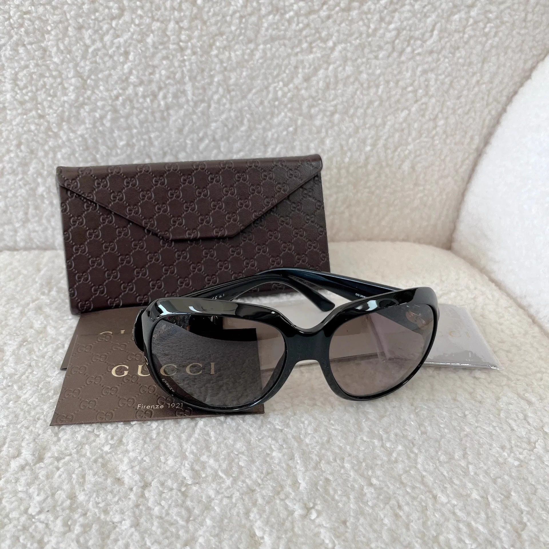 Gucci Gucci black pre-owned sunglasses Size ONE SIZE - 1 Thumbnail