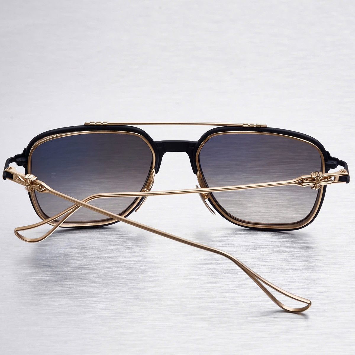 Chrome Hearts CHROME HEARTS HUMPSTER MATTE BLACK/ GOLD PLATED SUNGLASSES Size ONE SIZE - 7 Thumbnail
