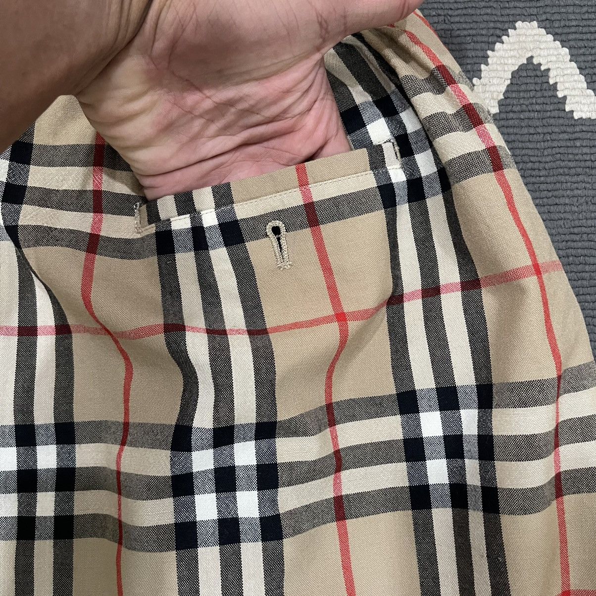 Burberry Vintage Burberry London Nova Check Wool Mini Skirt Size 30" / US 8 / IT 44 - 21 Thumbnail