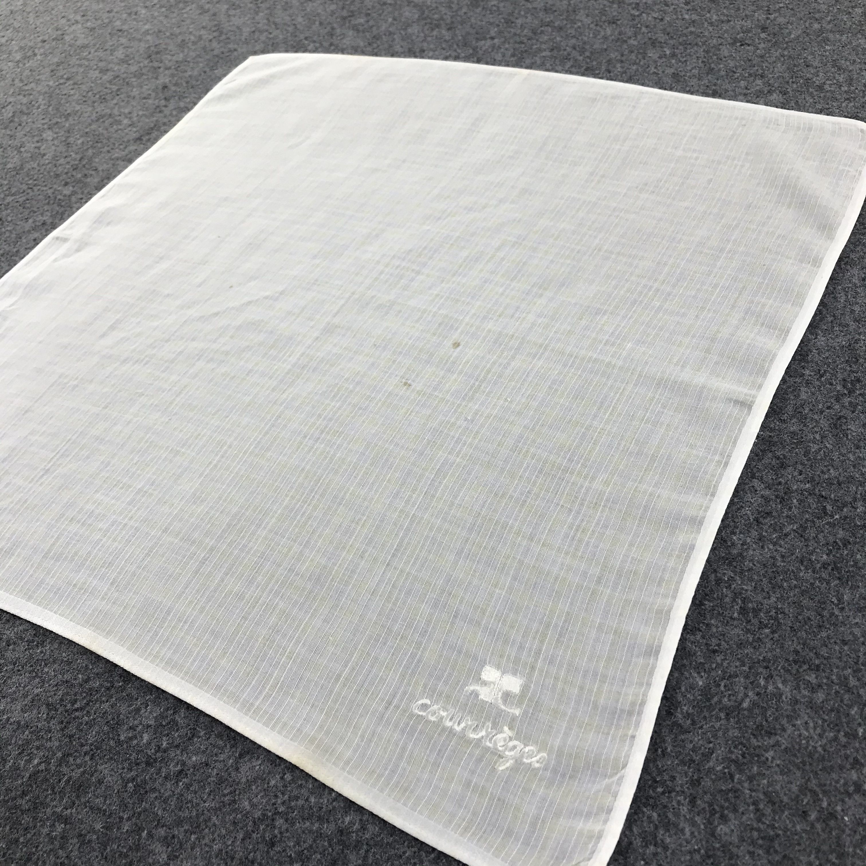 Courreges × Vintage Courreges Handkerchief Neckerchief Bandana H221 Size ONE SIZE - 1 Thumbnail