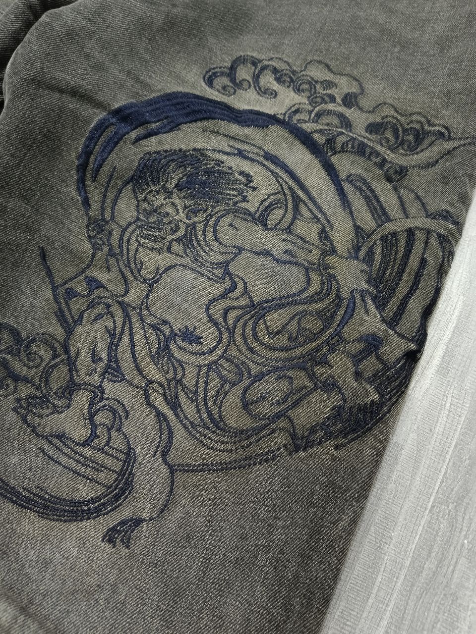 Japanese Brand RARE KARAKURI TAMASHI MULTIPOCKET EMBROIDED FUJIIN RAIIJIN Size US 34 / EU 50 - 6 Thumbnail