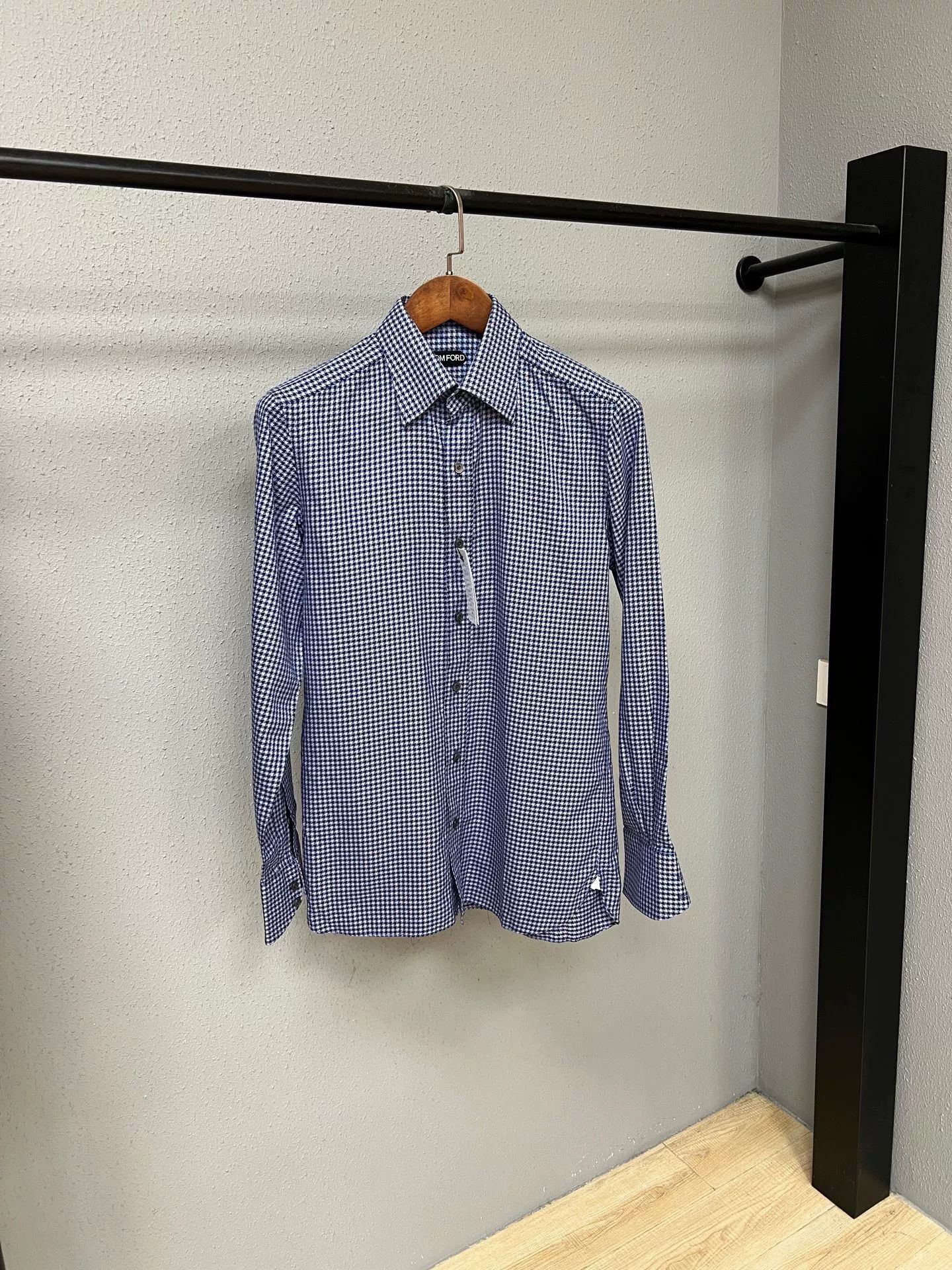 Tom Ford Tom Ford Checkered Long Sleeve Shirt Size US M / EU 48-50 / 2 - 1 Thumbnail