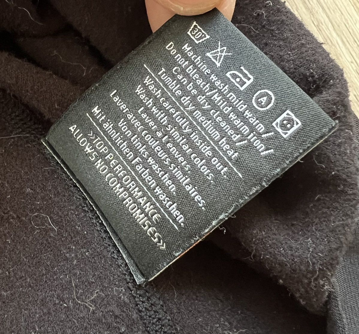 KJUS Kjus Black Light Jacket Outdoor Size US M / EU 48-50 / 2 - 8 Thumbnail