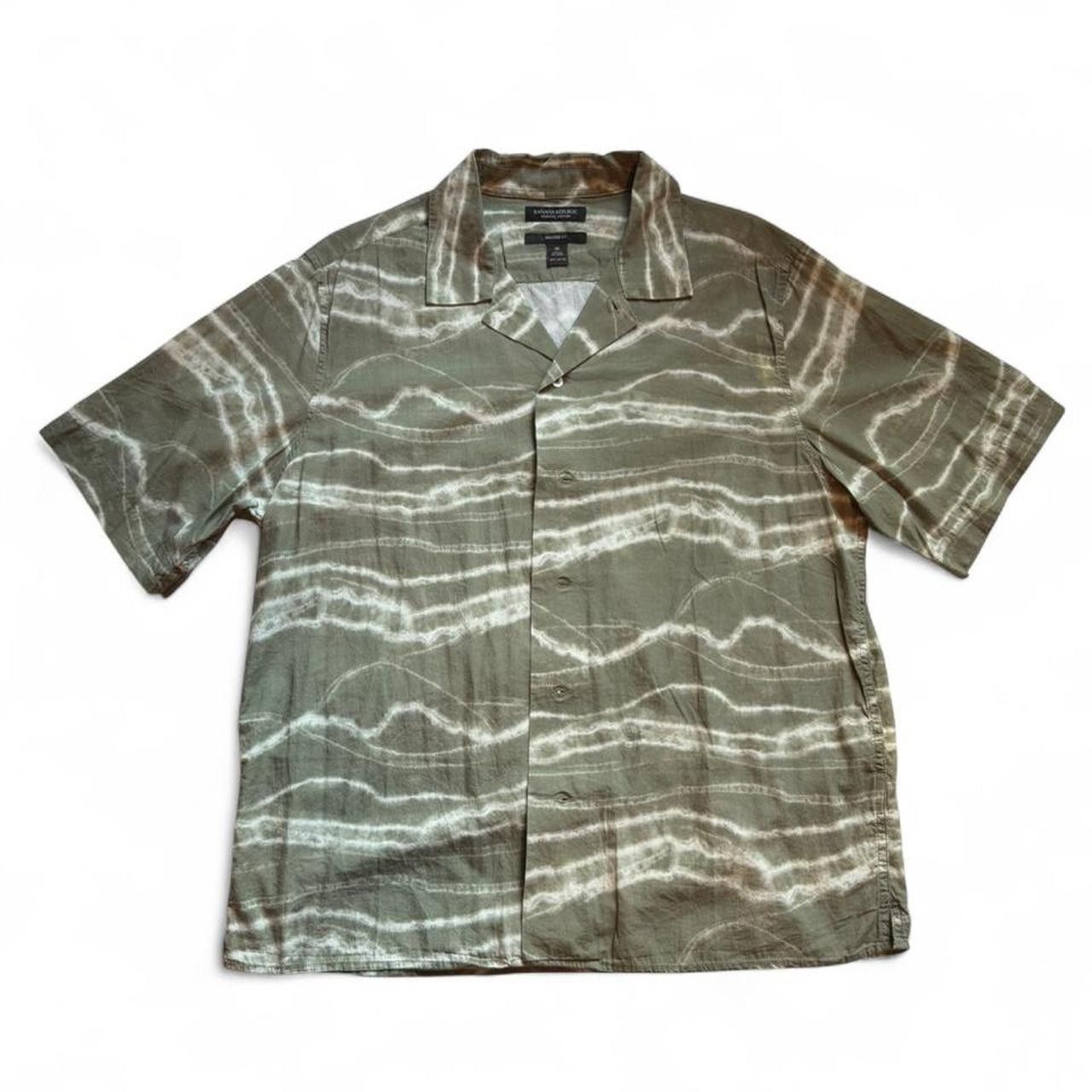 Banana Republic Banana Republic Men's Green and White Shirt Size US M / EU 48-50 / 2 - 1 Thumbnail