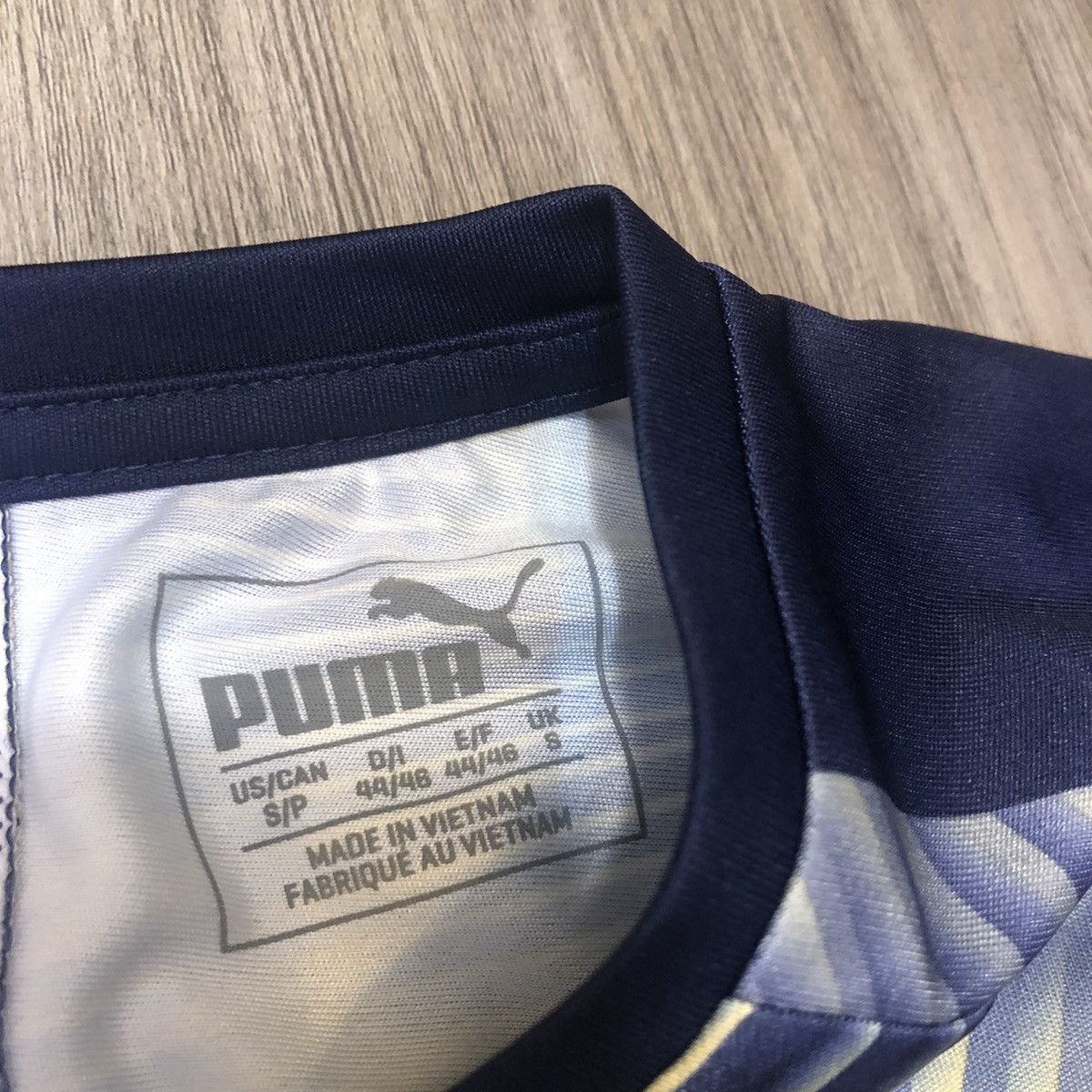 Puma Barnsley fc 19/20 away shirt Size US S / EU 44-46 / 1 - 7 Thumbnail