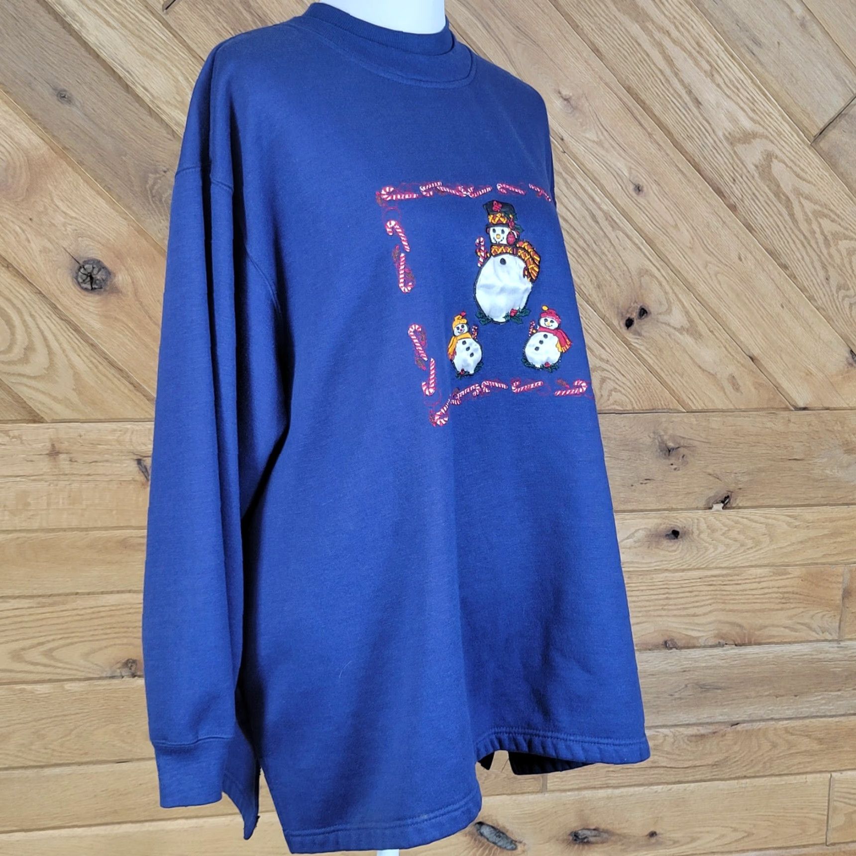 Vintage Nutcracker Womens Plus Size Embroidered Christmas Pullover Sweater Blue 2X Ladies Raglan Sleeve Mock Neck Christmas Theme Pullover Size XXL / US 16-18 / IT 52-54 - 6 Thumbnail