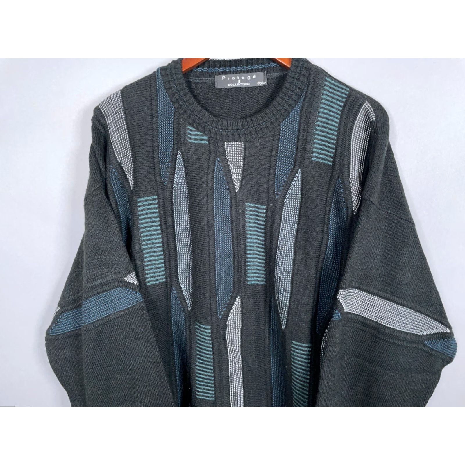 Coogi VINTAGE Protege Sweater Men 2XL Acrylic Black 90s Crew Neck Geometric Knit Pullover Size US XXL / EU 58 / 5 - 4 Thumbnail