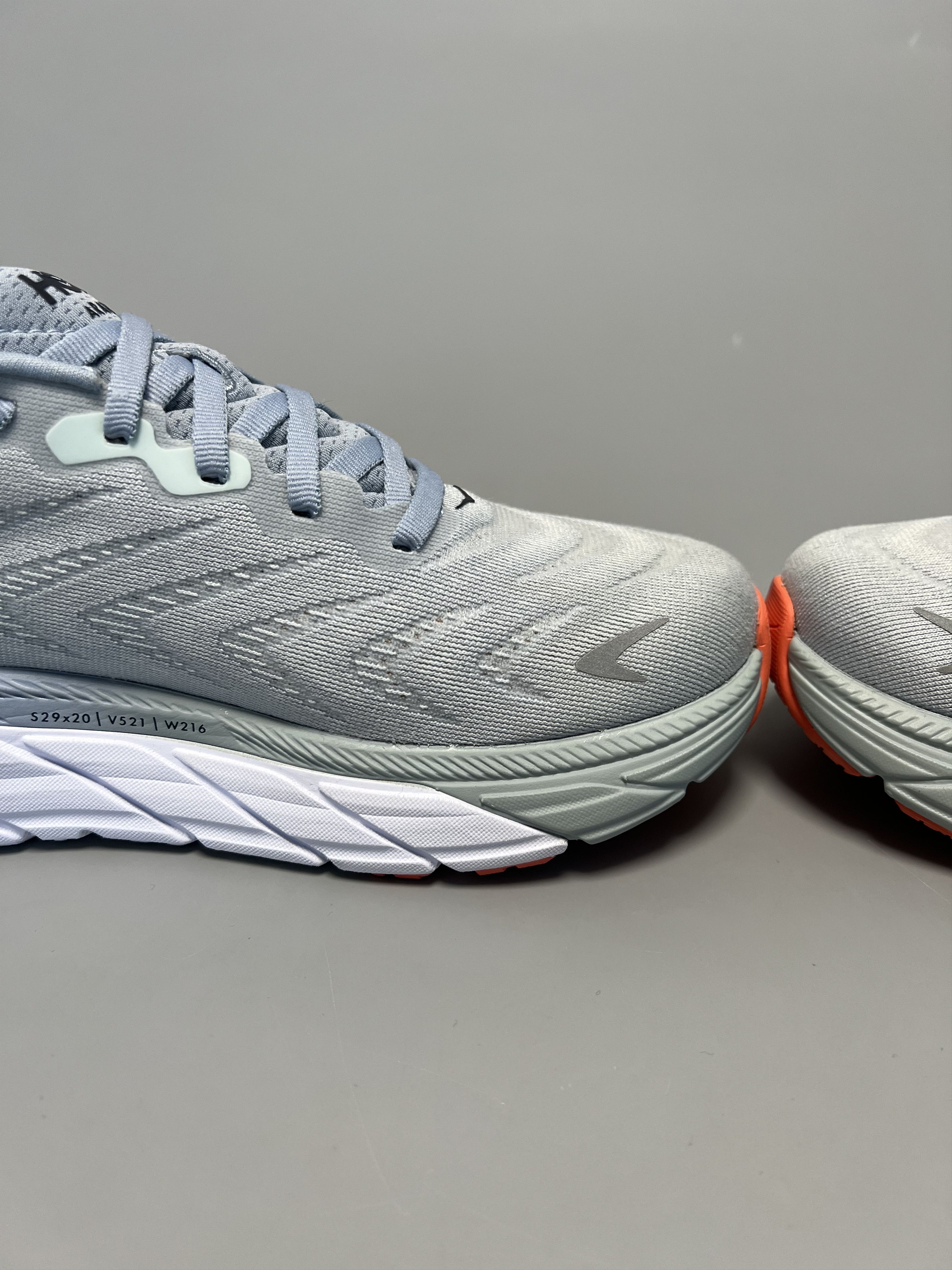 Hoka 6.5D Hoka One One Arahi 6 Wide Running Shoes Walking Gym Size US 6.5 / IT 36.5 - 8 Thumbnail