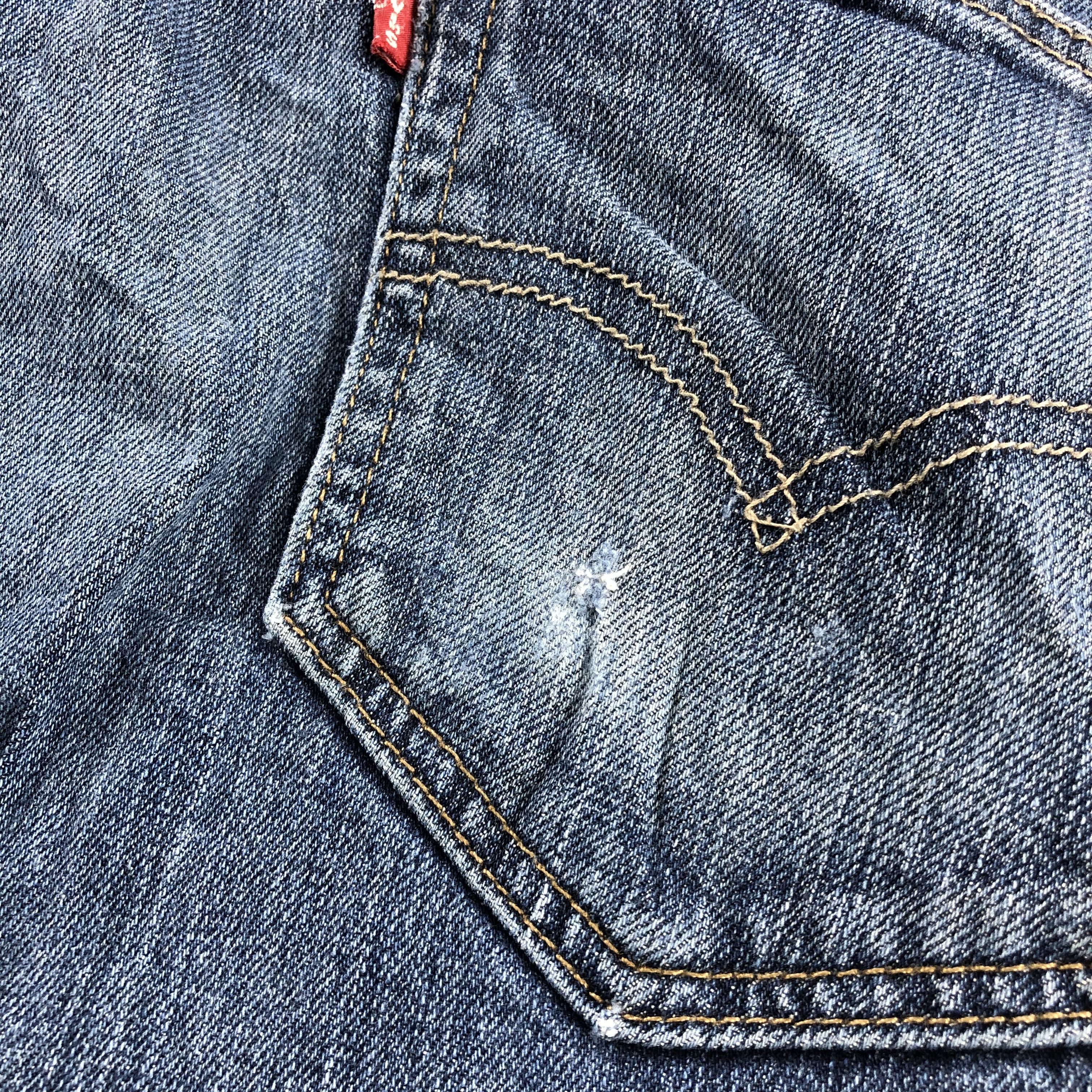 Levi's Vintage Levis 505 Jeans Distress Faded Blue Denim KJ980 Size US 34 / EU 50 - 8 Thumbnail