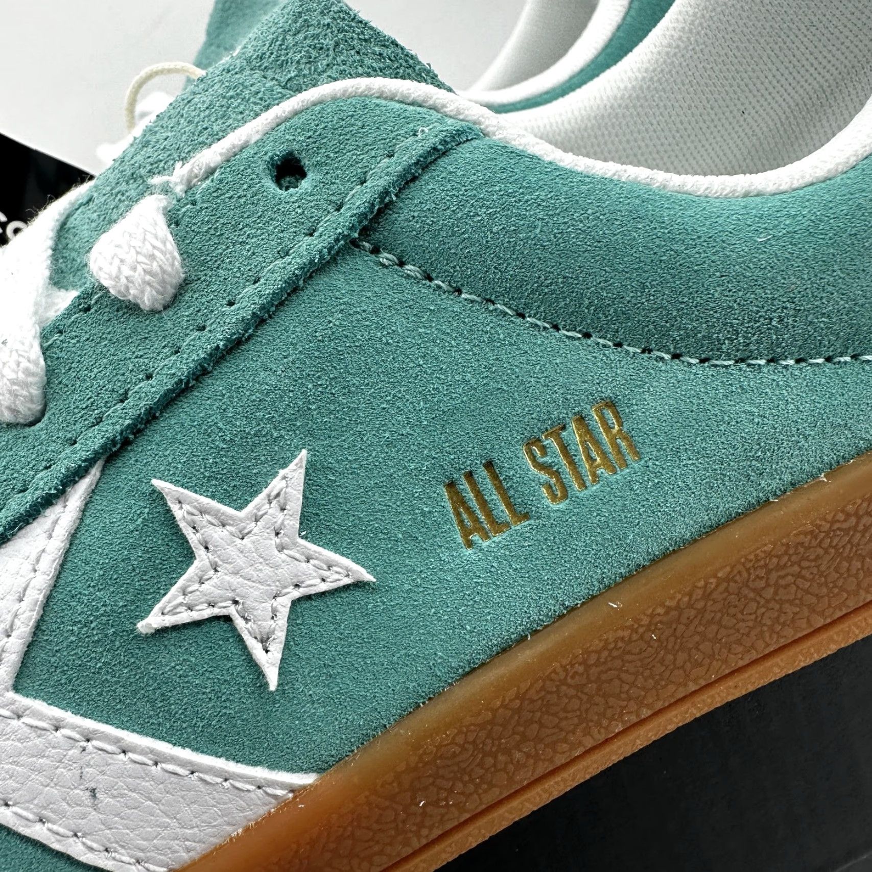 Converse Converse Chuck Taylor All Star Low Suede Trainers Mens 7 Green - Classic Trainer Ox Low-Top Shoes Sneaker A16537C Size US M / EU 48-50 / 2 - 3 Thumbnail