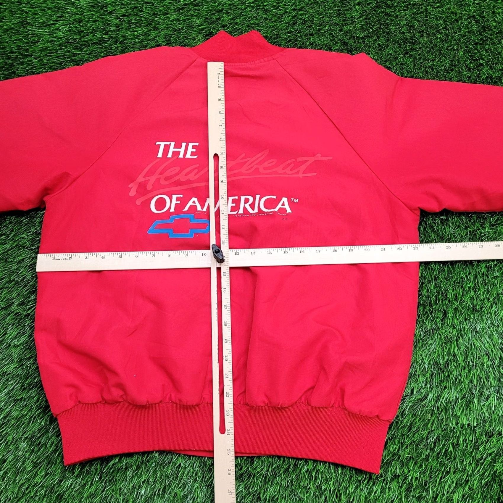 Vintage VINTAGE Chevy Truck Jacket XL Red 1980s 80s Bomber Jacket Men XL Long Sleeve Jacket Red (Note: Limited Edition, Vintage) Size US XL / EU 56 / 4 - 6 Thumbnail