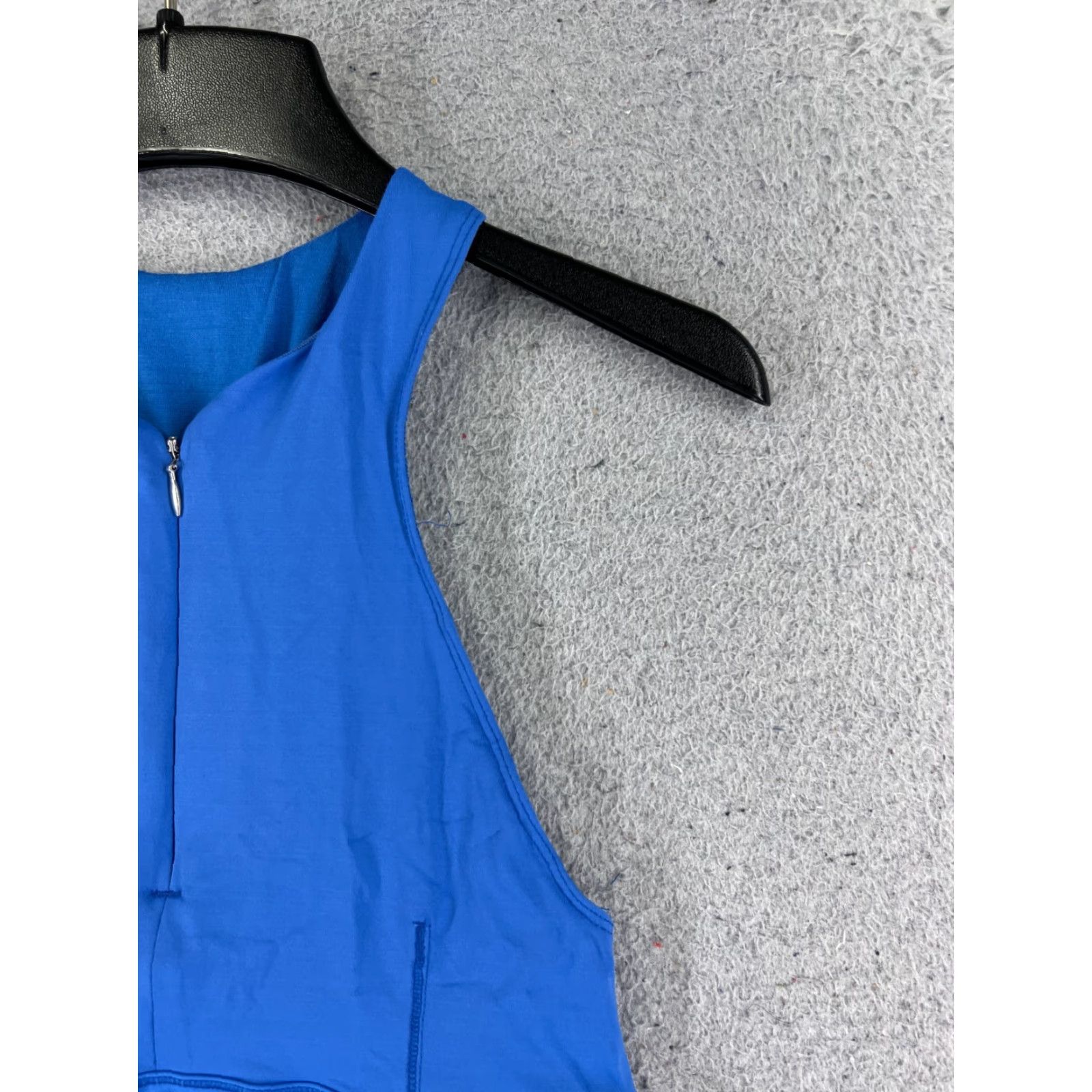 Lululemon Lululemon Shirt Women 6 Blue Zippy Run Tank Pockets Luxtreme Fabric Power Size M / US 6-8 / IT 42-44 - 2 Thumbnail