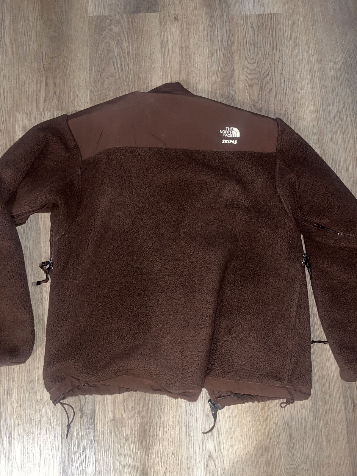 SKIMS × The North Face Skims x The North Face Retro Denali Fleece Jacket Cocoa Size S / US 4 / IT 40 - 4 Thumbnail
