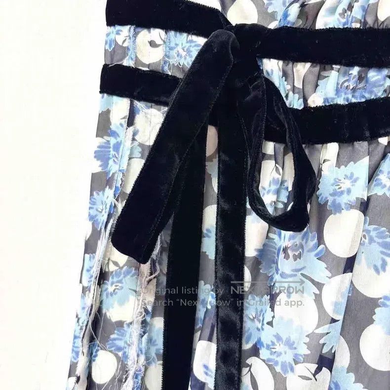 Comme des Garcons Comme Des Garcons size M Velvet ribbon floral wrap skirt Size 23" - 4 Thumbnail