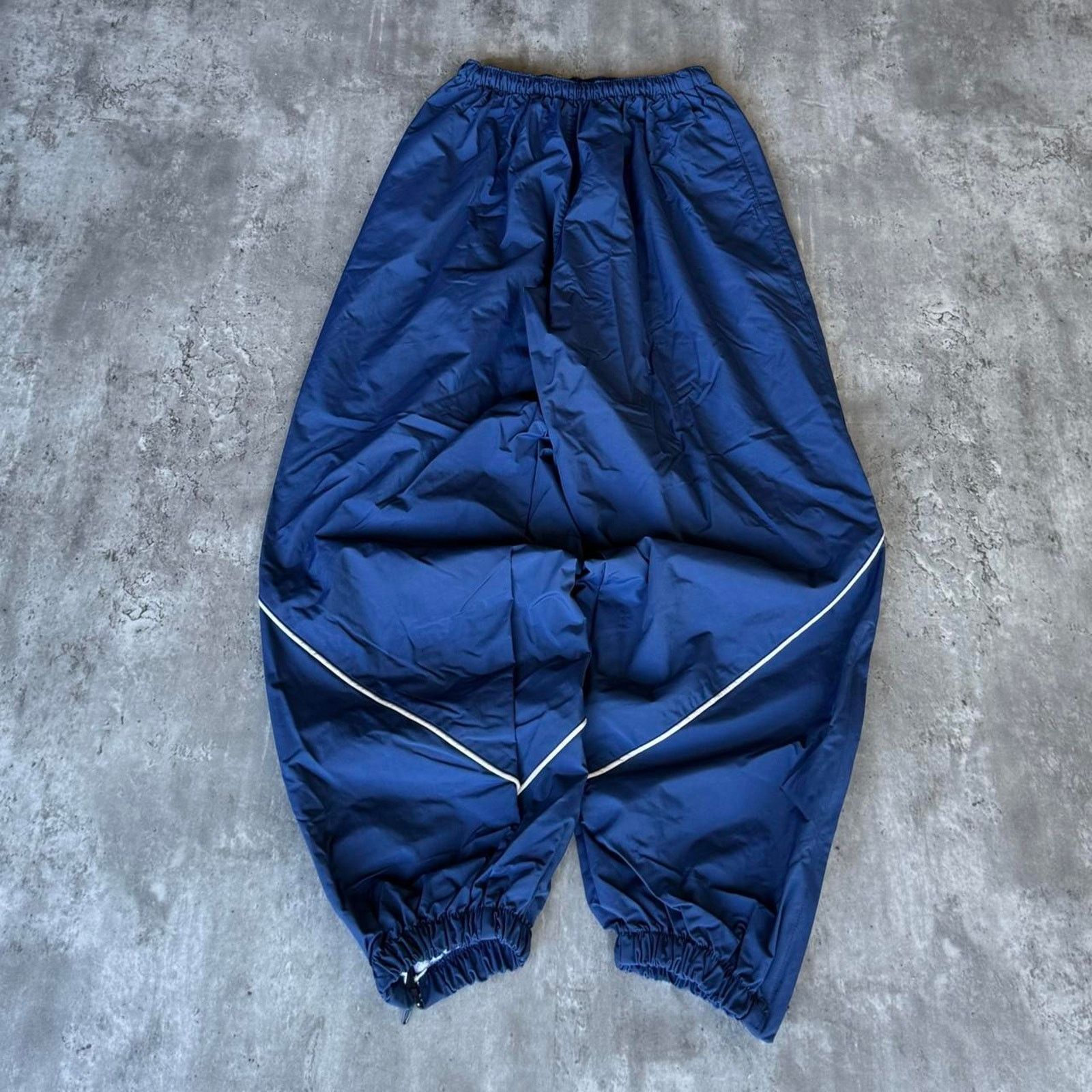 Vintage Vintage Y2K Blue Baggy Nylon Embroidered Athletic Sweatpants Size US 26 / EU 42 - 1 Thumbnail