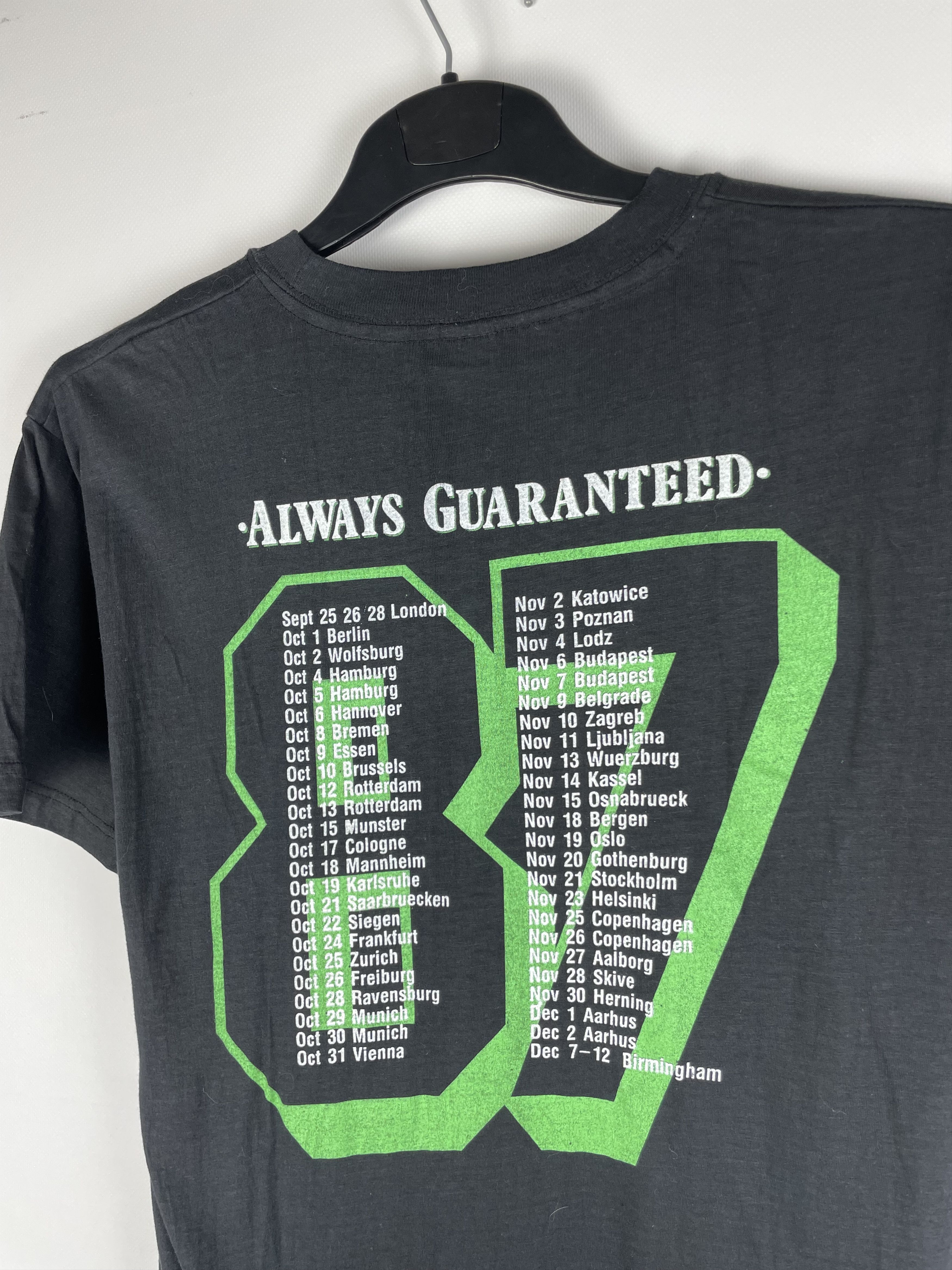 Band Tees Cliff Richard Always Guaranteed 1987 World Tour T-shirt Size US L / EU 52-54 / 3 - 7 Thumbnail