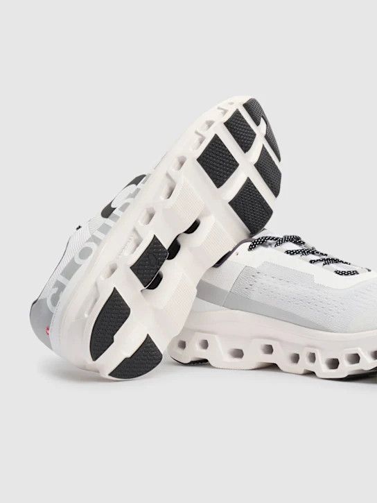 On o1lsvrm0425 Cloudmonster Sneakers in White Size US 11 / EU 44 - 3 Thumbnail