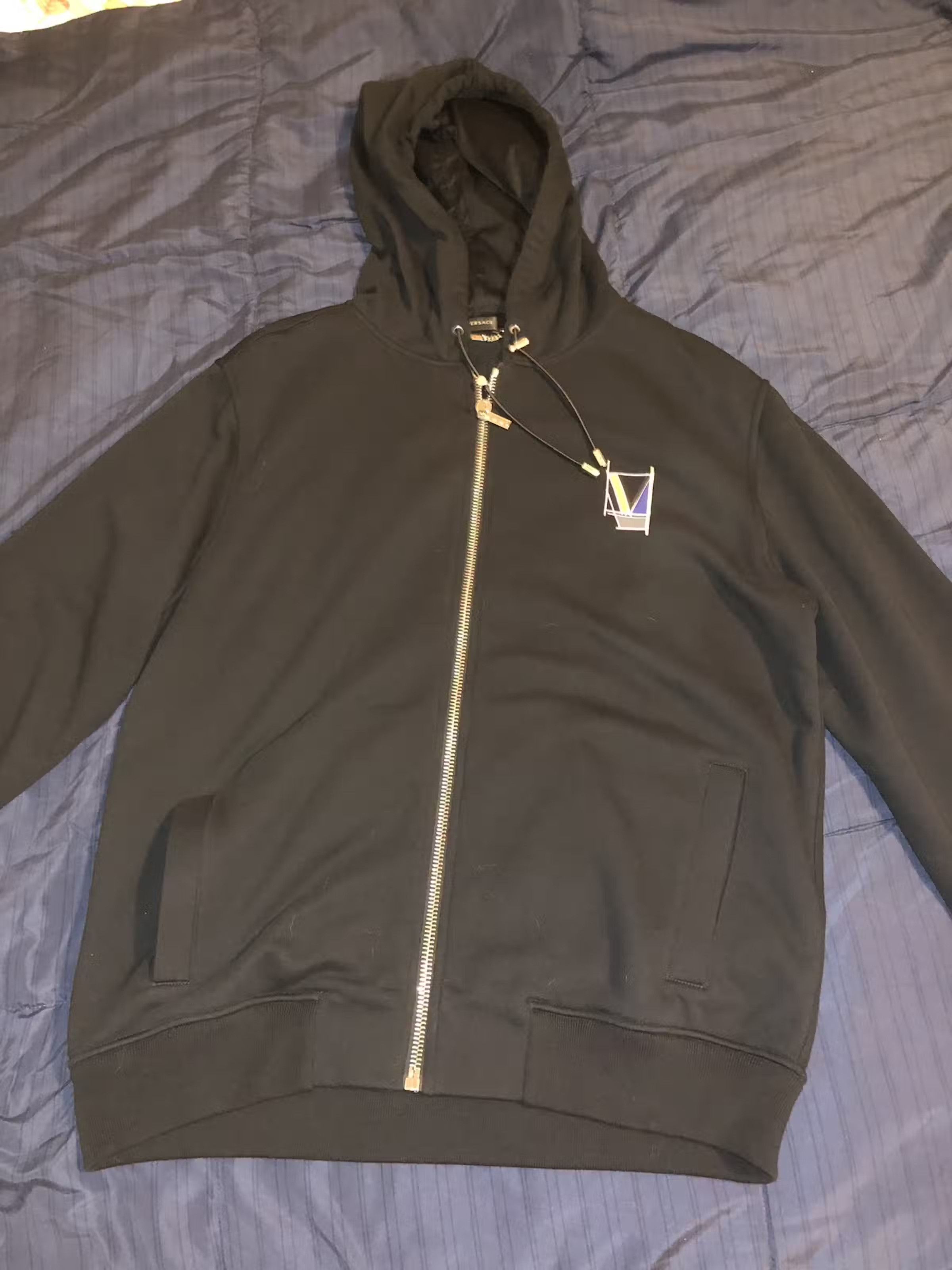 Versace Versace Geometric Logo Hoodie Size US L / EU 52-54 / 3 - 6 Thumbnail