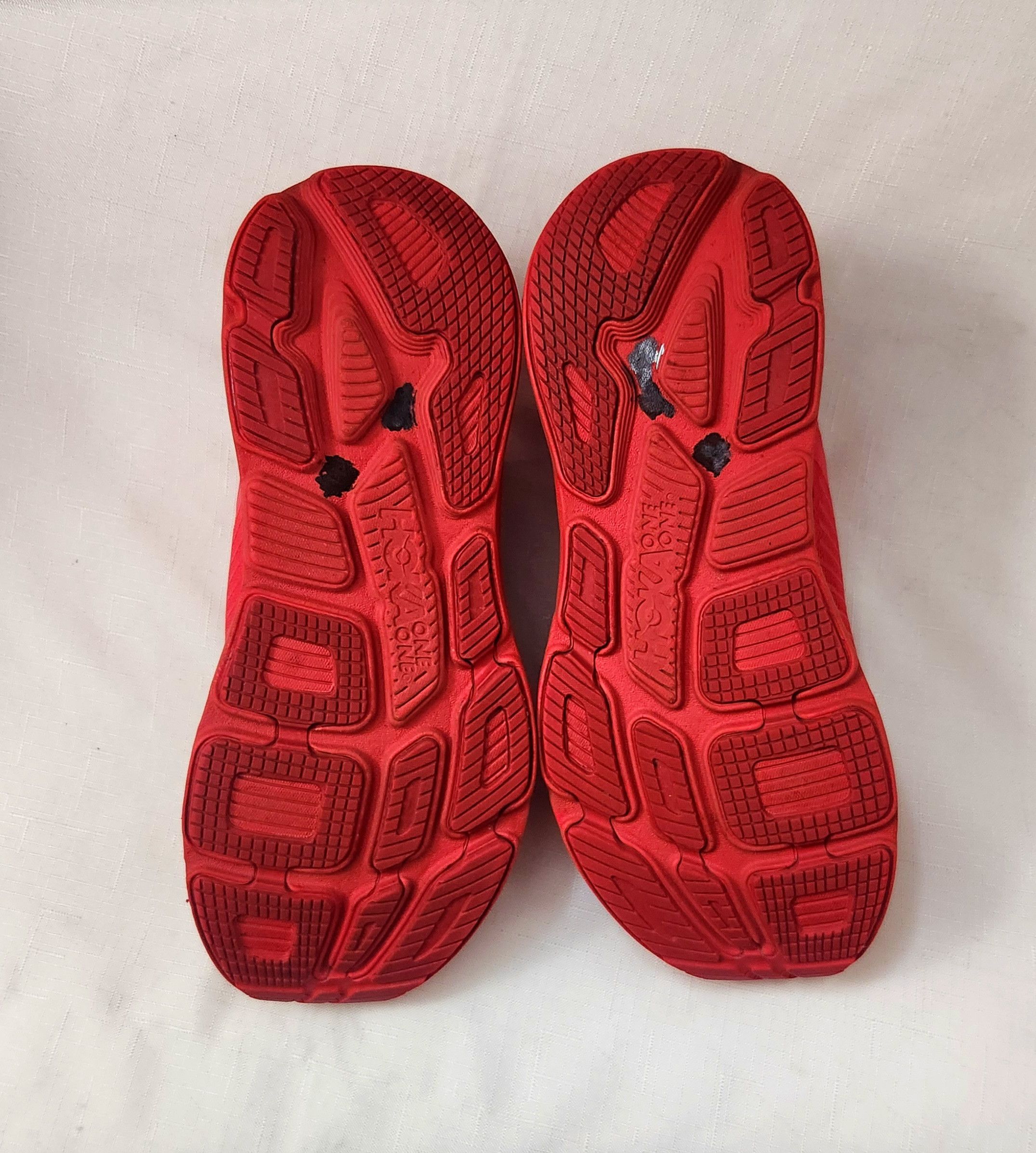 Hoka HOKA ONE ONE Bondi 7 High Risk Red 1110518-HRRB RARE SZ 11 Size US 11 / EU 44 - 9 Thumbnail