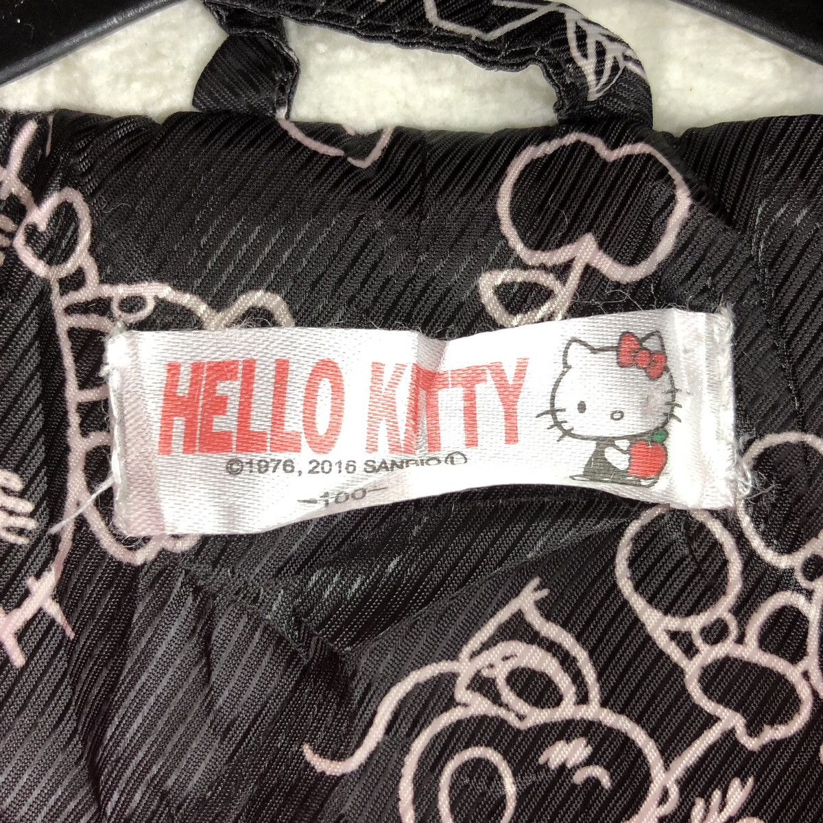 Japanese Brand A/W2016 Hello Kitty Fullprint Ski Coverall for Kid Size US 26 / EU 42 - 12 Thumbnail