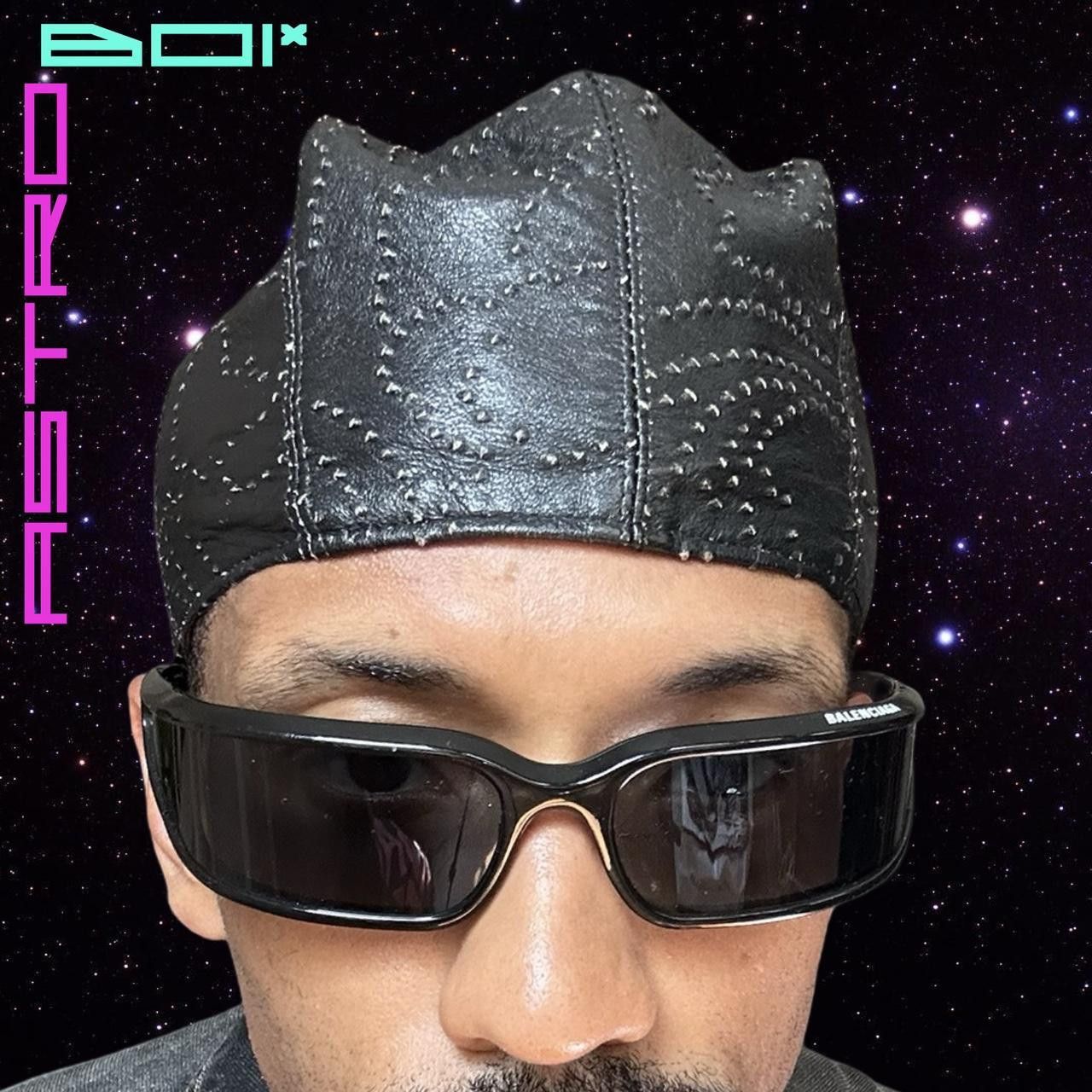 Leather VINTAGE MISA HARADA MILLINERY BLACK LEATHER PAGE BOY CAP Size ONE SIZE - 3 Thumbnail