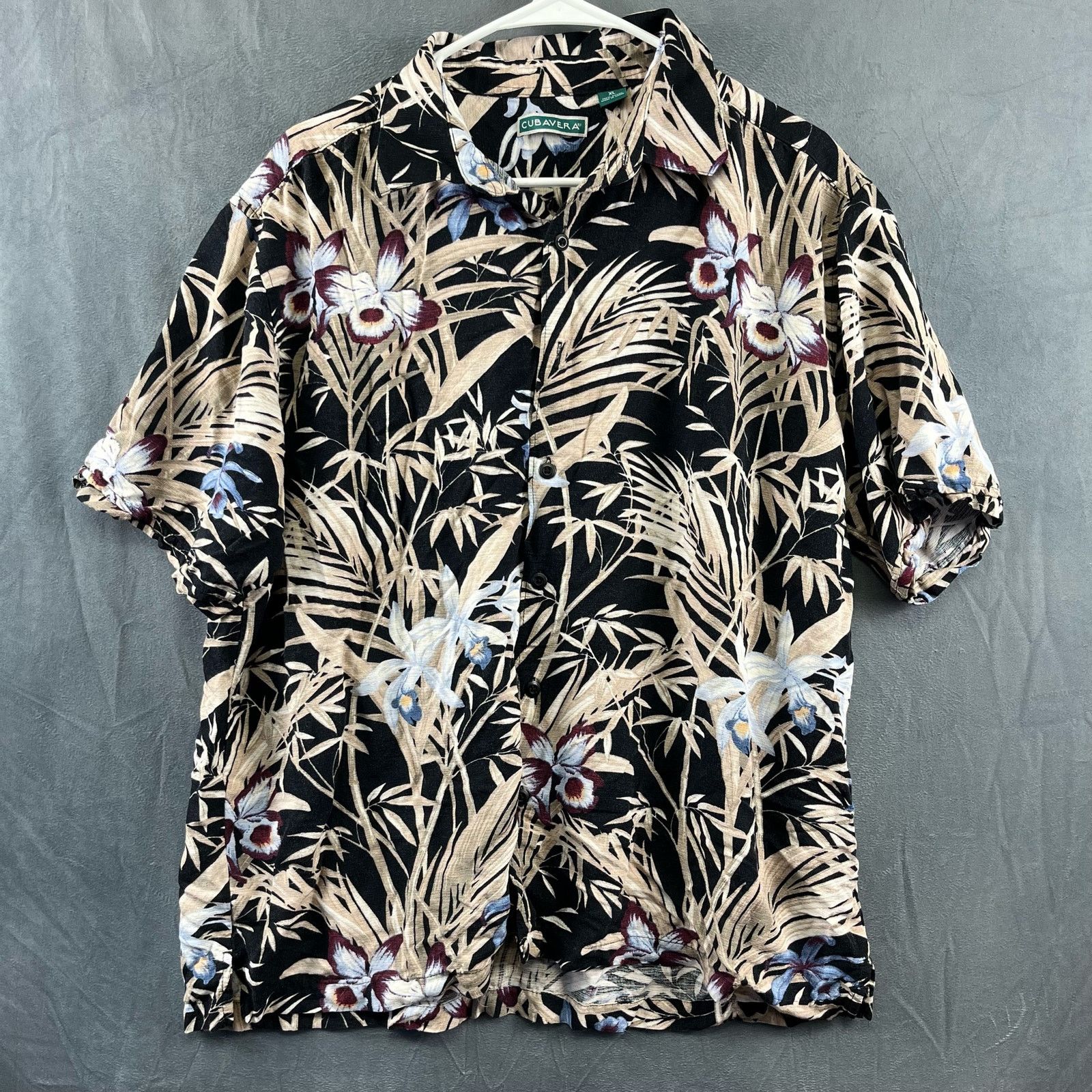 Other Club Avera Rayon Hawaiian Casual Shirt Hibiscus Floral XL Size US XL / EU 56 / 4 - 1 Thumbnail