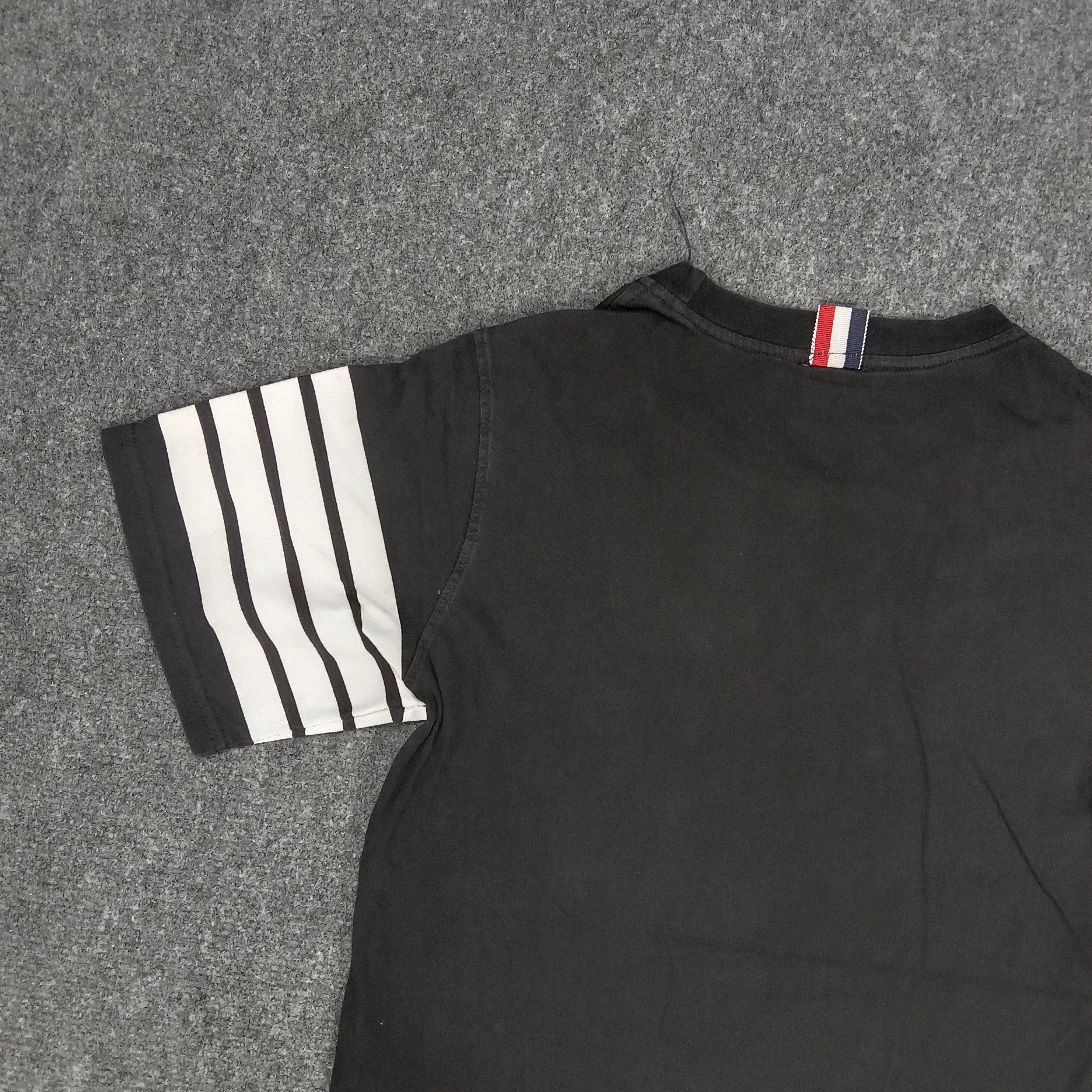 Vintage Thom Browne American Designer Tshirt Size US S / EU 44-46 / 1 - 8 Thumbnail