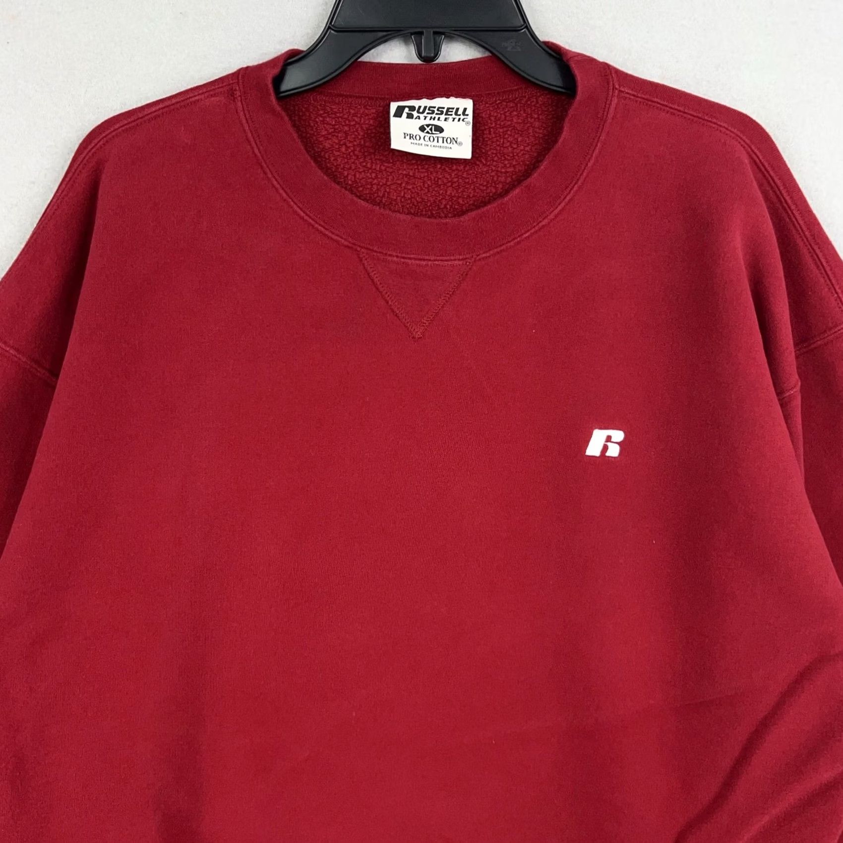 Russell Athletic VINTAGE Russell Sweatshirt Mens XL Red Crewneck Pro Cotton Embroidered Russell Athletic Sweatshirt Men XL Red Embroidered Cotton Pro Nike Size US XL / EU 56 / 4 - 2 Thumbnail