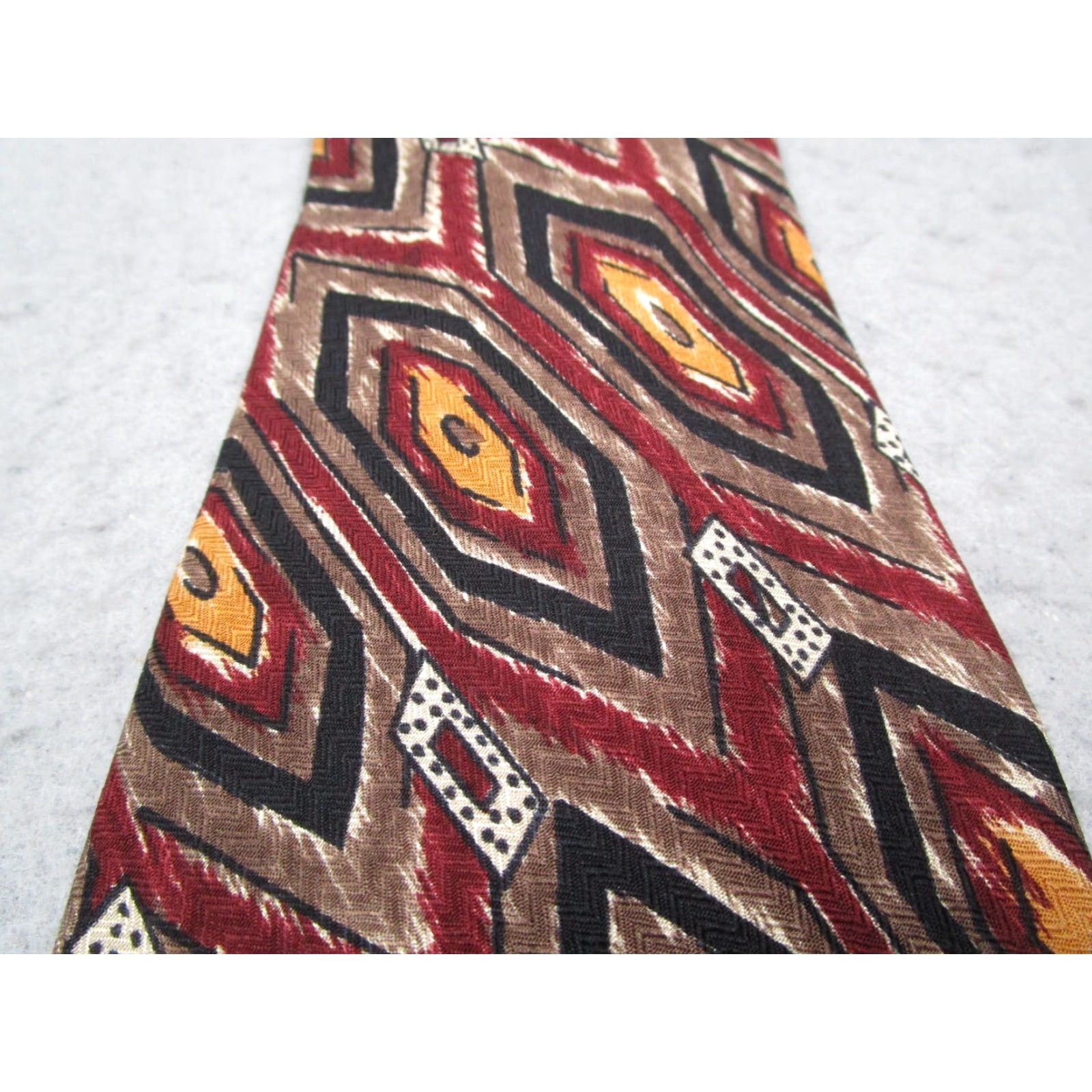Robert Talbott VINTAGE Robert Talbott Men's Silk Necktie Classic One Size Red Geometric Preppy Made in USA Size ONE SIZE - 2 Thumbnail