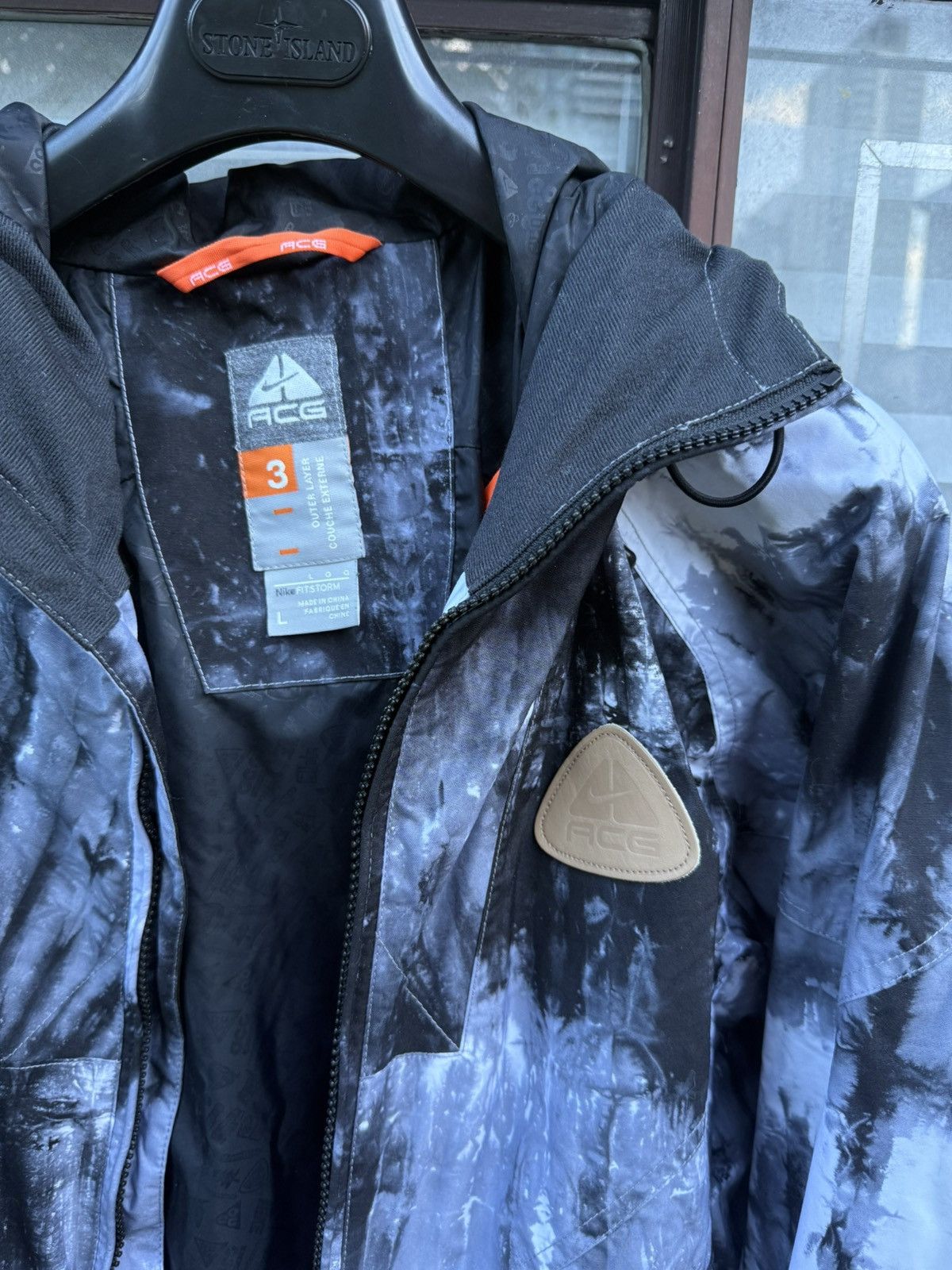 Nike ACG Nike ACG jacket size L Size US L / EU 52-54 / 3 - 5 Thumbnail