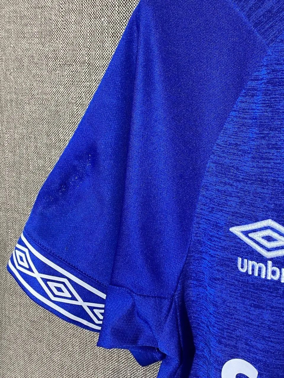 Umbro Umbro Everton #14 Cenk Tosun 2018/19 Home Kit Soccer Jersey Size US S / EU 44-46 / 1 - 3 Thumbnail
