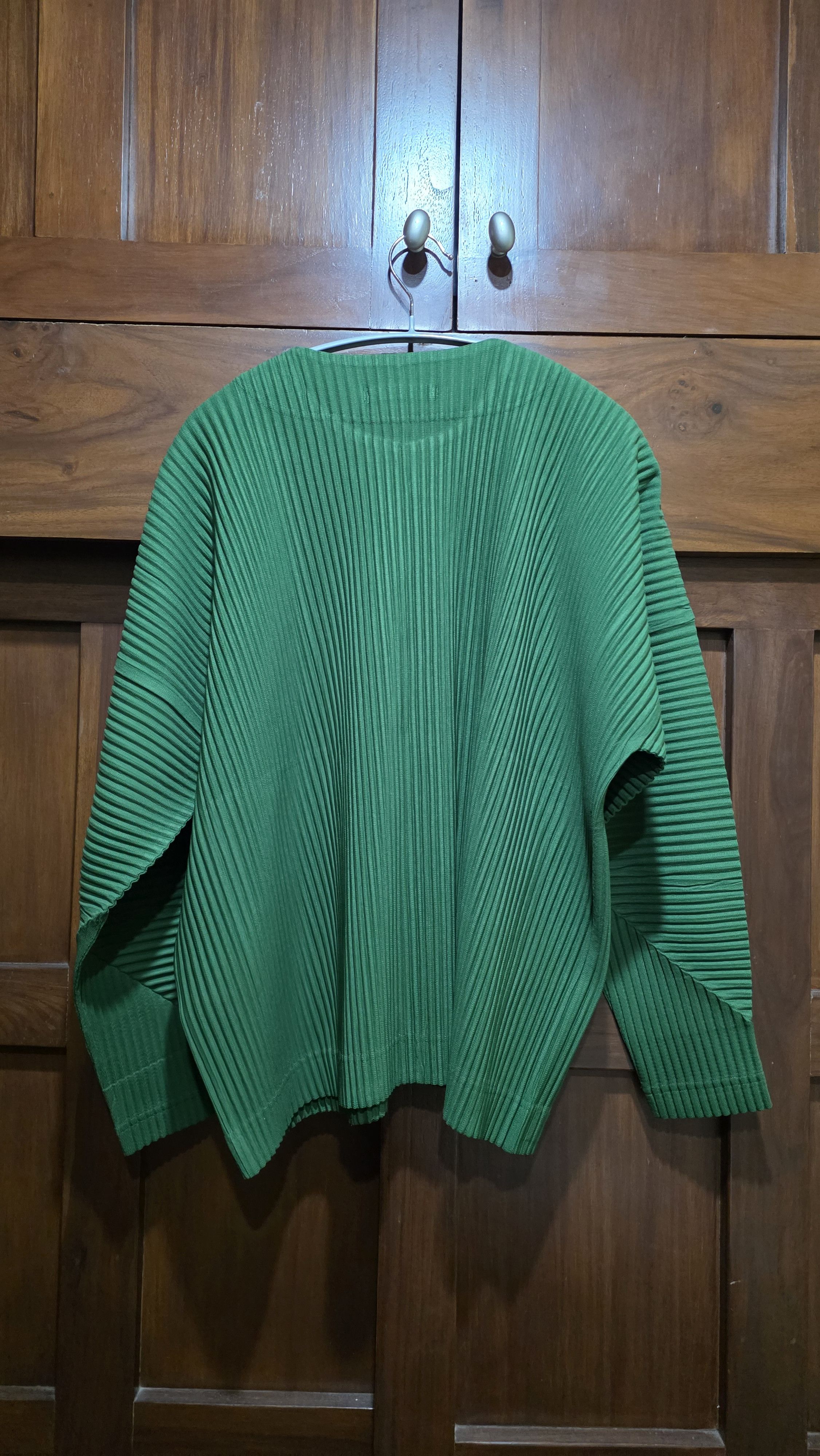 Homme Plisse Issey Miyake Homme Plisse Issey Miyake Green Cardigan Size US M / EU 48-50 / 2 - 2 Thumbnail