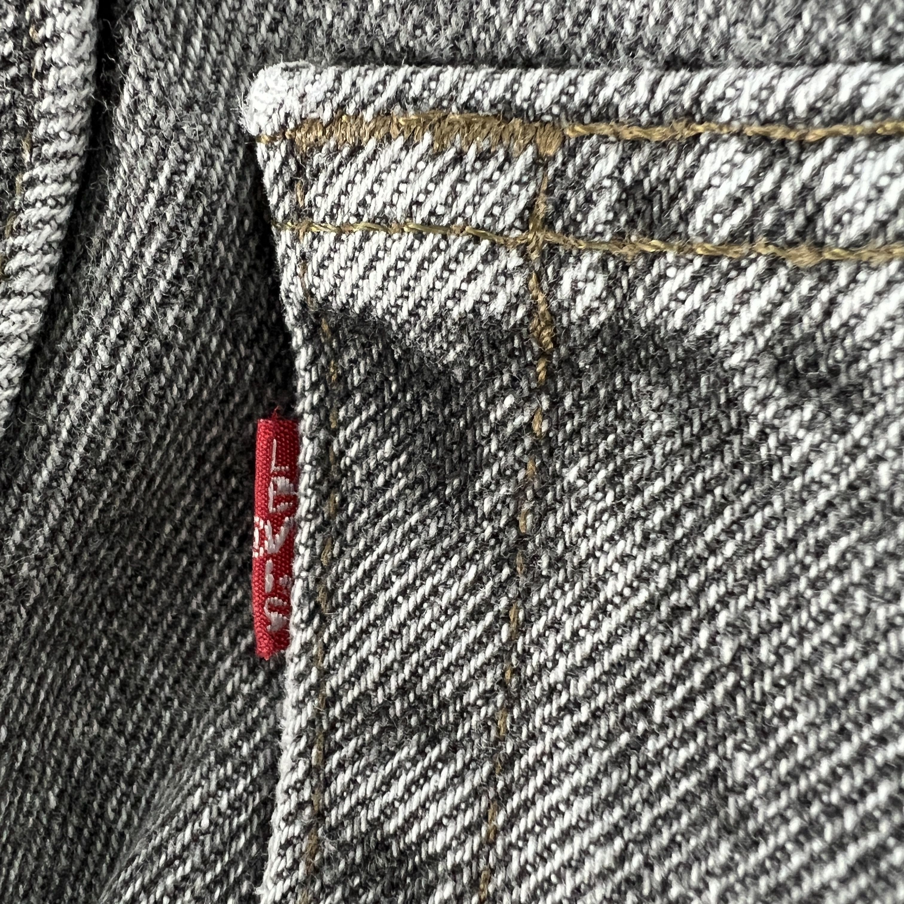Levi's × Vintage VTG 80s Levi's Jean 550 Relaxed Black Faded Thrashed Denim Size US 30 / EU 46 - 15 Thumbnail