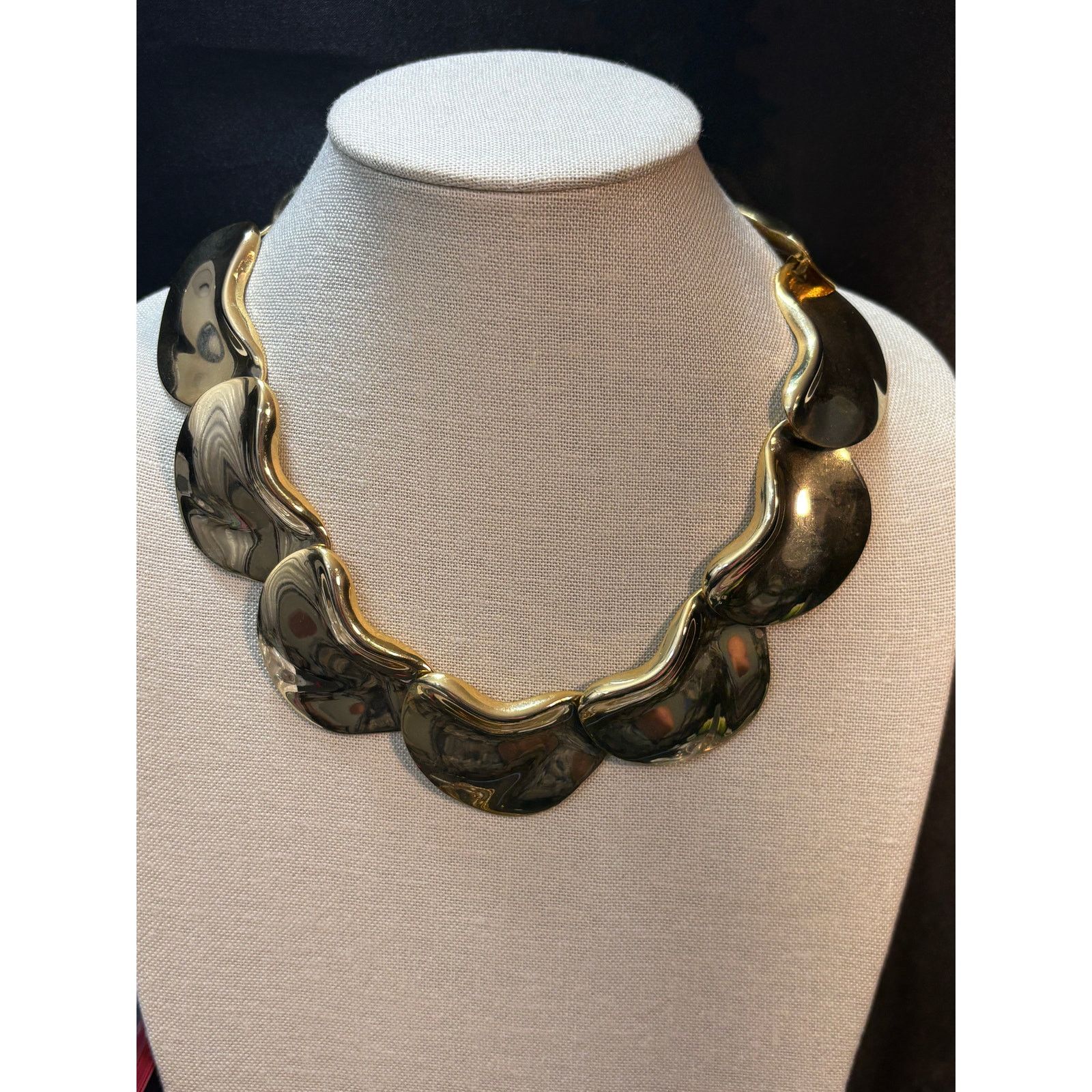 Other Vintage Runway Gold Tone Statement Necklace 152g 16.5” Size ONE SIZE - 1 Thumbnail