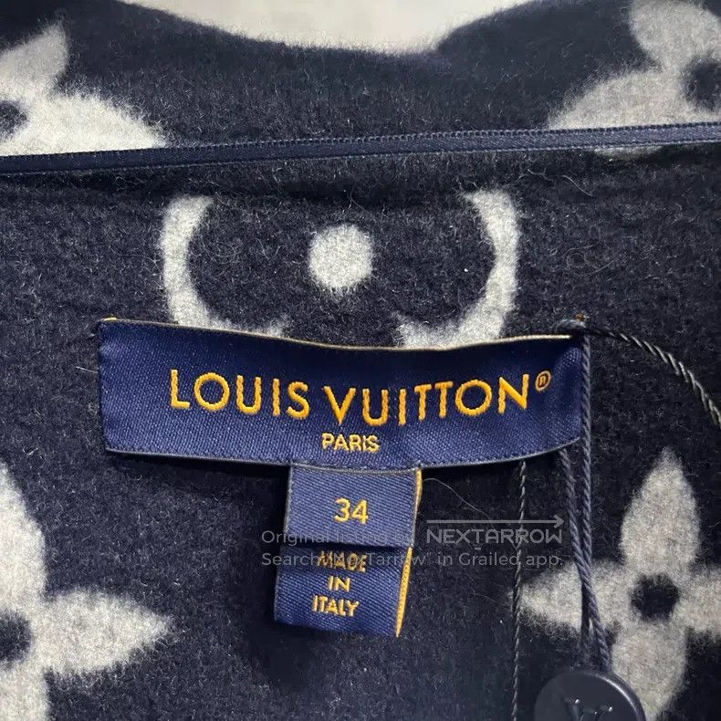 Louis Vuitton Louis Vuitton Dark Blue Double Breasted Lace Up Hooded Cas Size XXS / US 00 / IT 34 - 2 Thumbnail
