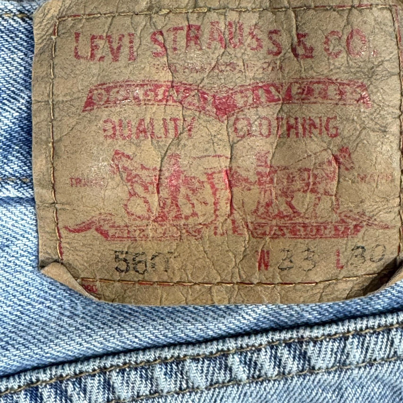 Levi's VINTAGE Levi's 560 Jeans Mens 33x30 Denim Relaxed Tapered Comfort Fit Blue 90s Y2K USA Cowboy Size US 33 - 5 Thumbnail