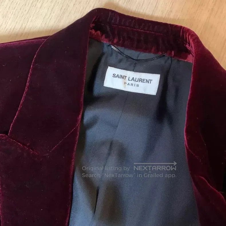 Saint Laurent Paris Saint Laurent Red Velvet Blazer. Size US M / EU 48-50 / 2 - 4 Thumbnail