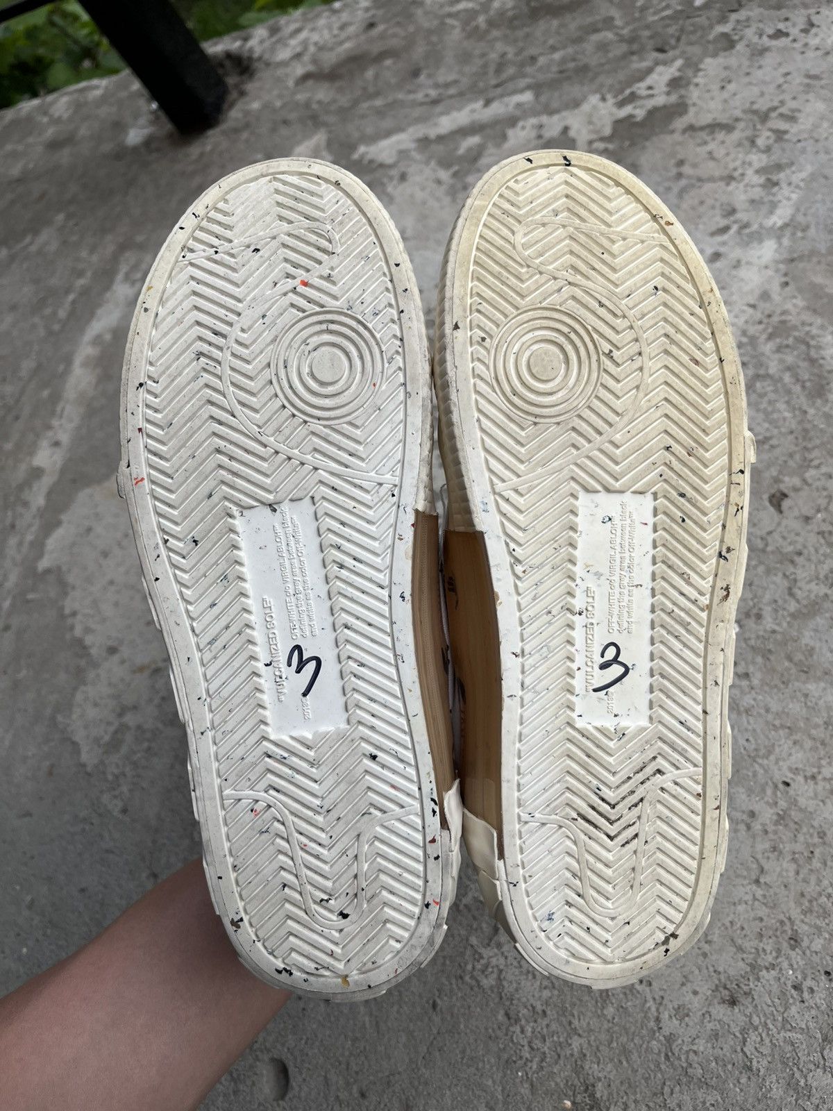 Off-White Off-White Vulcanized Canvas Distressed Low-top Sneakers Y2K Size US 6 / EU 39 - 3 Thumbnail
