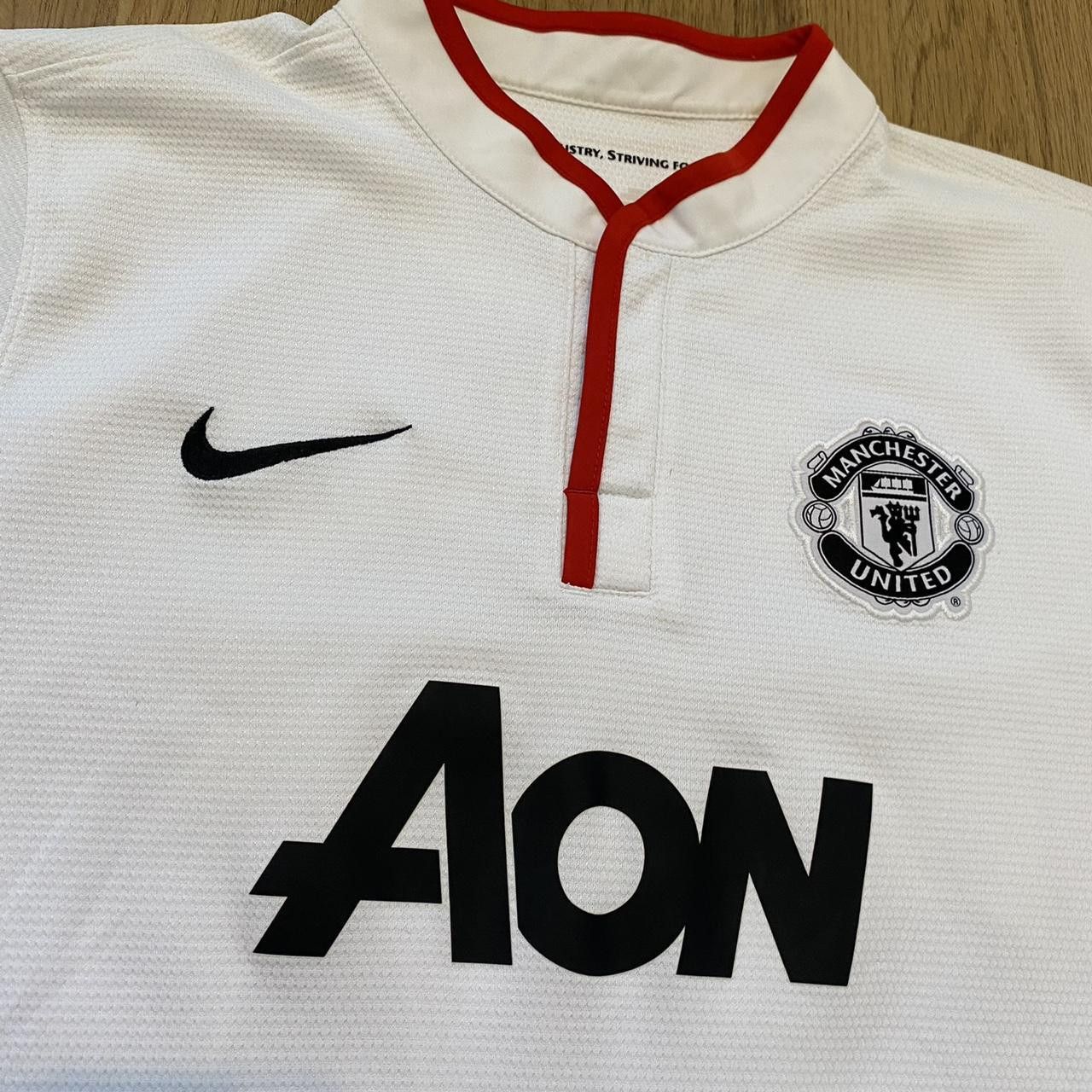 Nike 2010-11 Van Persie Nike Away Premier League Football Shirt Size US S / EU 44-46 / 1 - 4 Thumbnail
