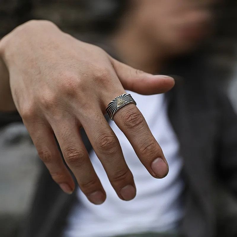Other Retro Golden Eye Ring Size ONE SIZE - 4 Thumbnail