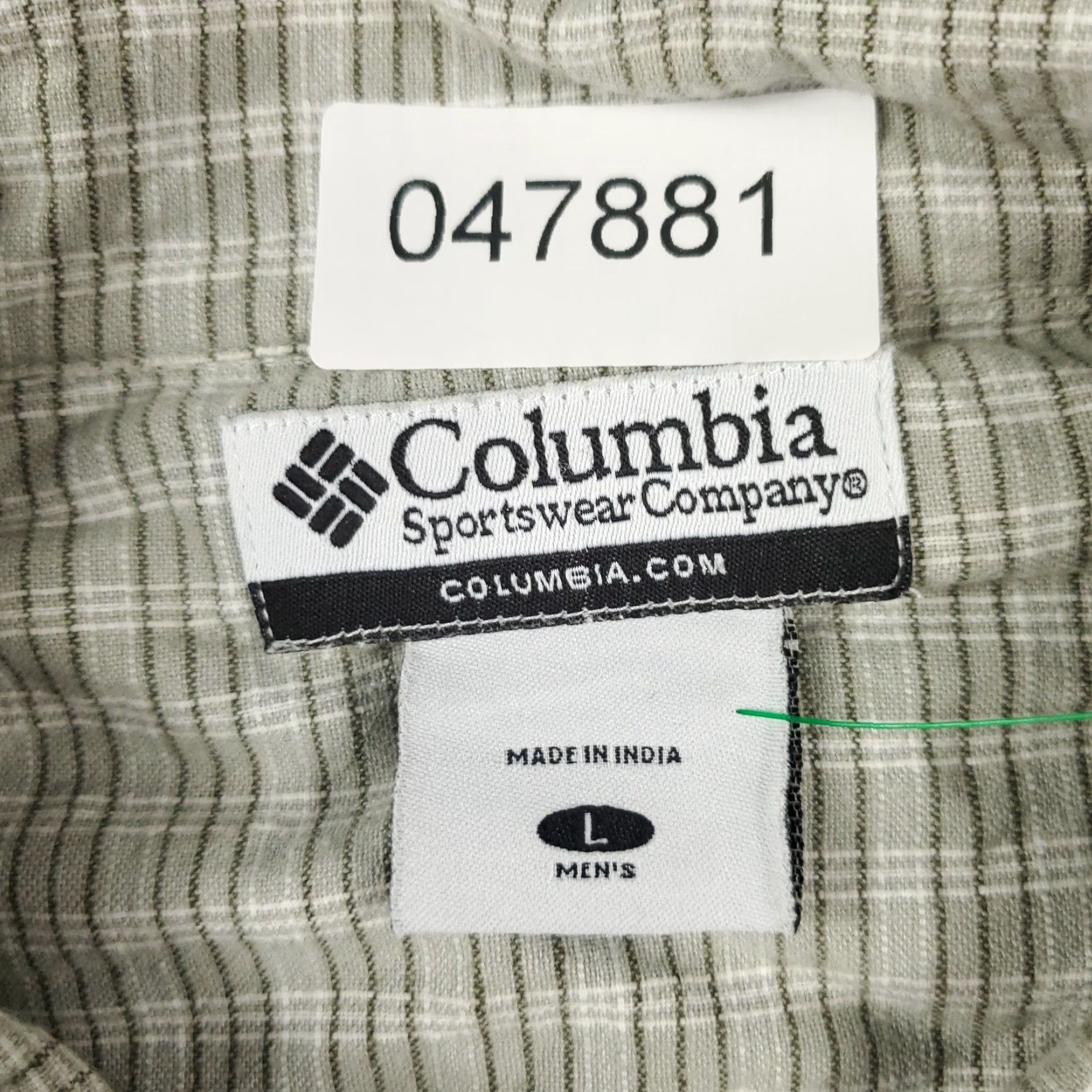 Vintage VINTAGE Columbia Men's Shirt Short Sleeve Casual Button Up Green Plaid 90s Size US L / EU 52-54 / 3 - 8 Thumbnail