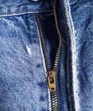 Levi's Vintage Levi's 517 Bootcut Jeans Faded Distressed Size US 37 - 8 Thumbnail