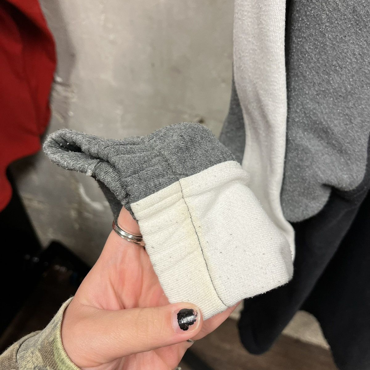 Mecca × Vintage Vintage Y2K Mecca Jeans Embroidered Gray Fleece Hoodie Large Size US L / EU 52-54 / 3 - 6 Thumbnail