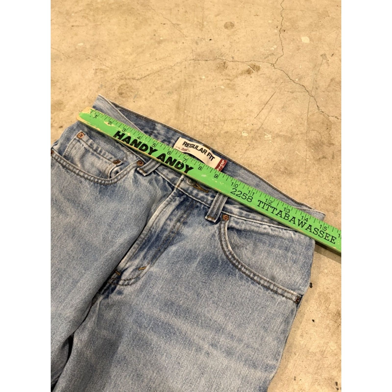 Levi's Levi's Jeans Men 30x28 Blue Light 505 Straight Regular Denim Cotton 5-Pocket 30 in Inseam Size US 31 - 7 Thumbnail