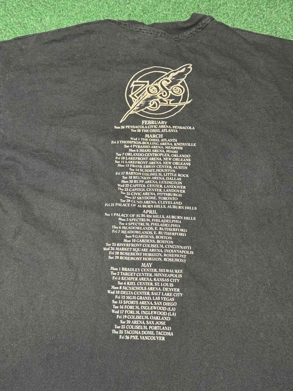 Vintage Vintage 1995 Jimmy Page Robert Plant Zeppelin M/L T Shirt Size US L / EU 52-54 / 3 - 4 Thumbnail