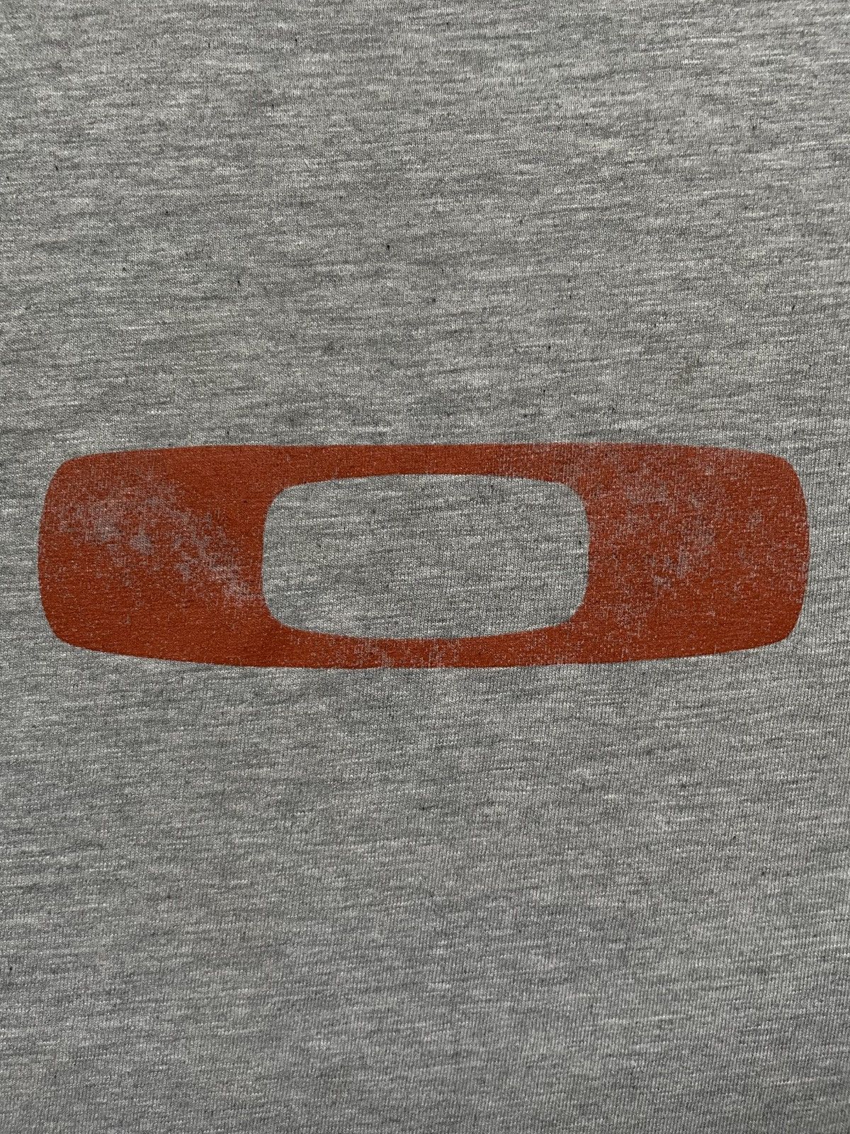 Oakley × Vintage OAKLEY SOFTWARE VINTAGE Y2K CENTRE LOGO SHIRT HYPE MENS L Size US L / EU 52-54 / 3 - 3 Thumbnail
