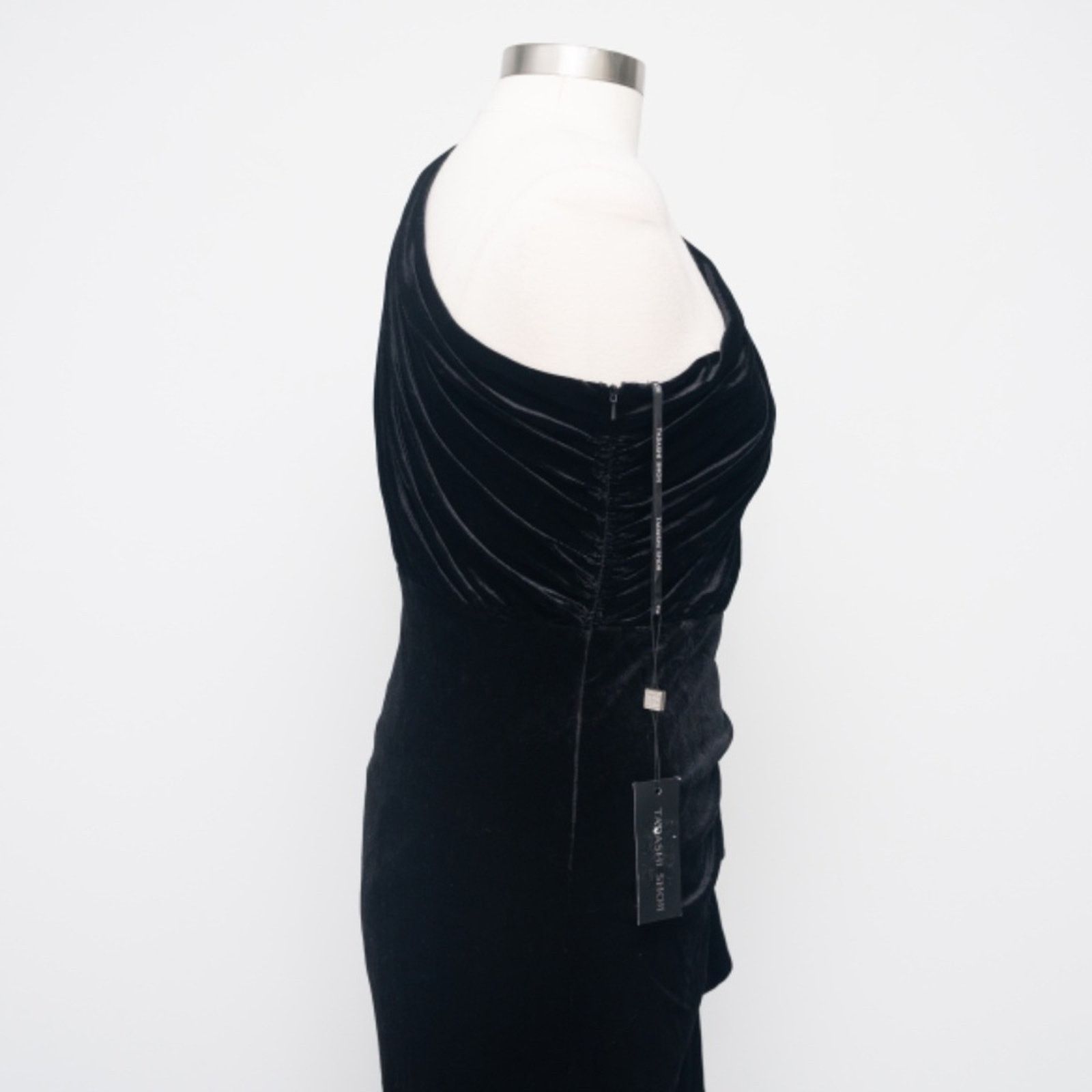 Tadashi Shoji Tadashi Shoji. Velvet Draped One-Shoulder Gown. Size L / US 10 / IT 46 - 15 Thumbnail