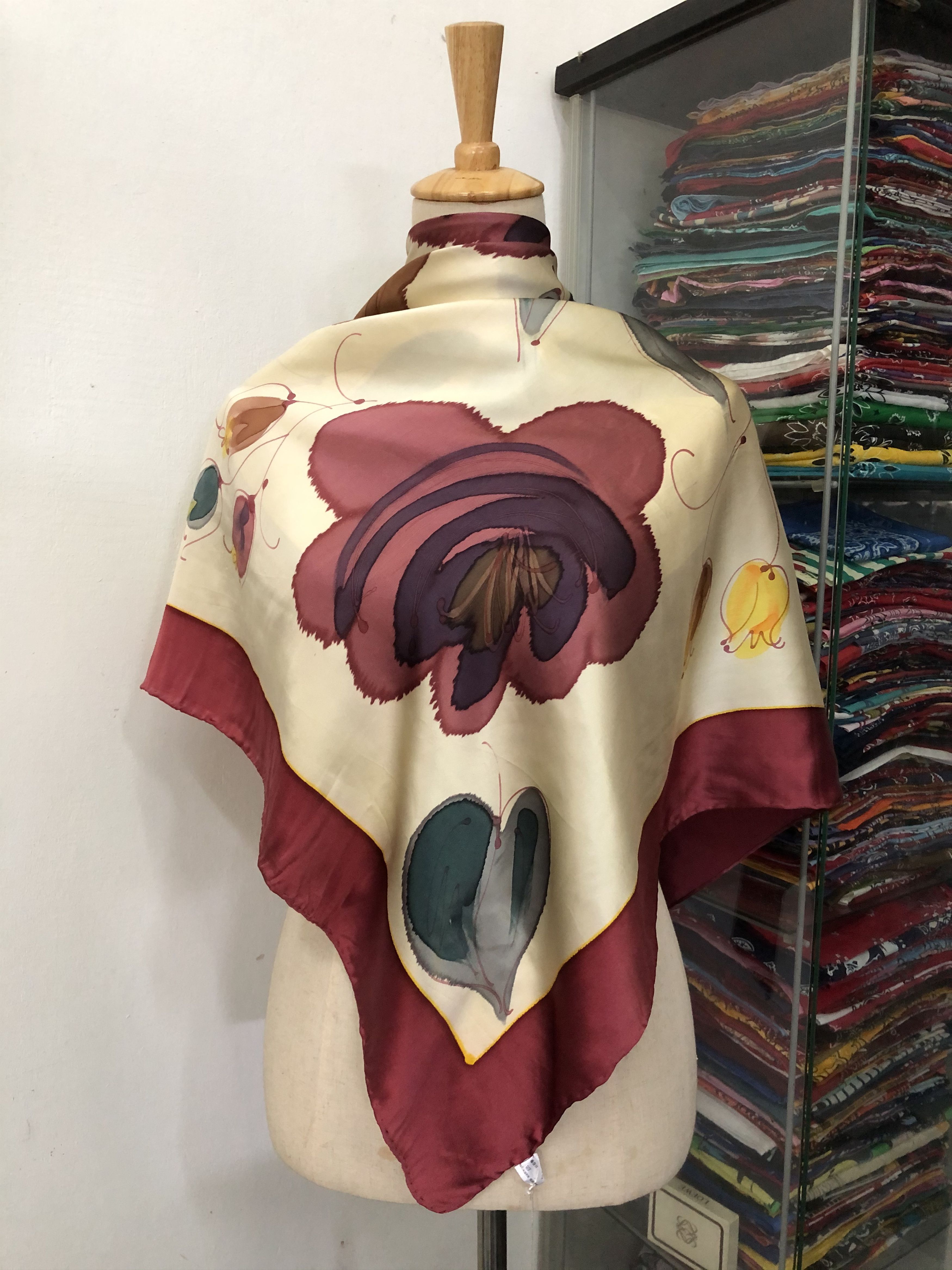 Vintage Vintage Silk Scarf Size ONE SIZE - 1 Thumbnail